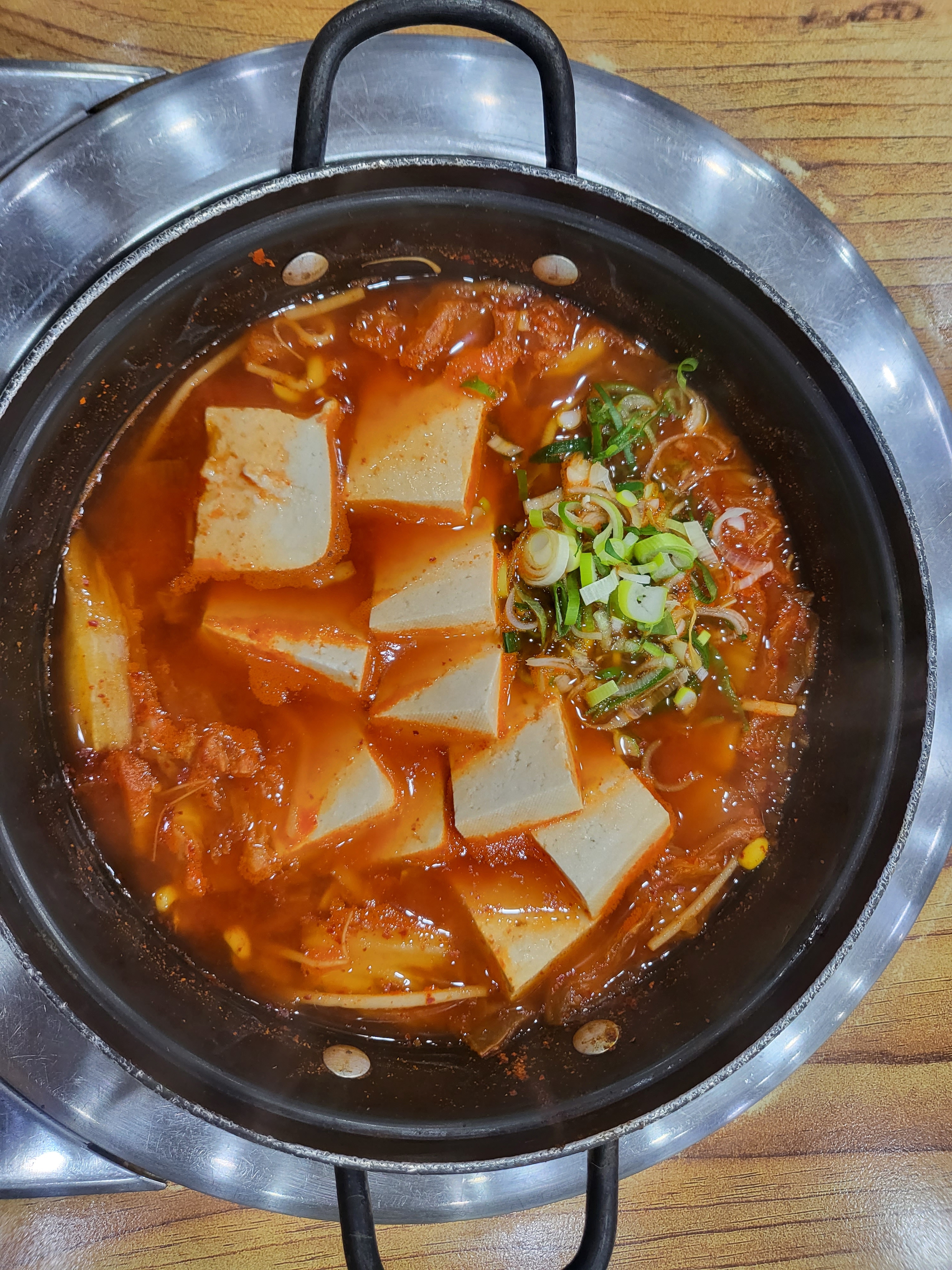 탕가네생고기김치찌개 상동역본점
