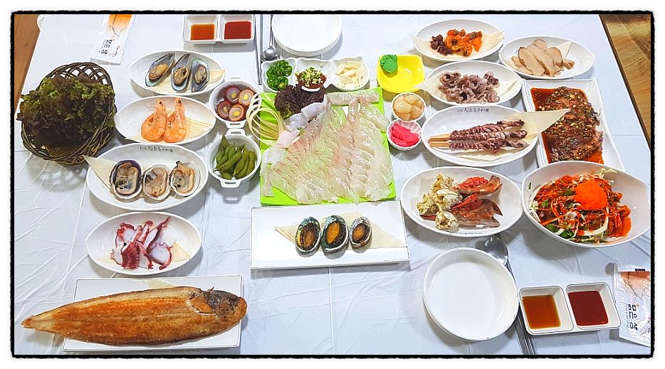 산아래식당