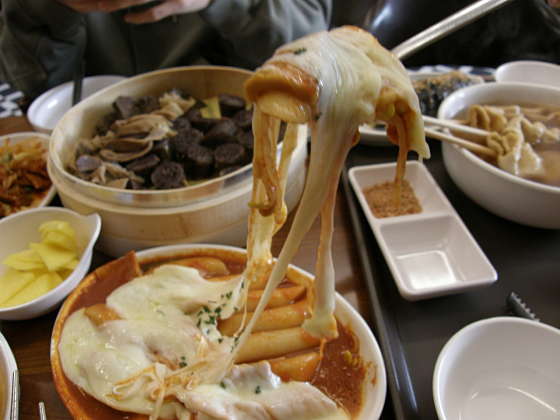 떡볶이는생각하지마세요