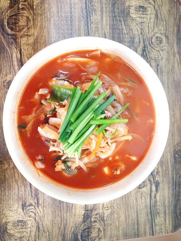이백송의원조꼬막짬뽕
