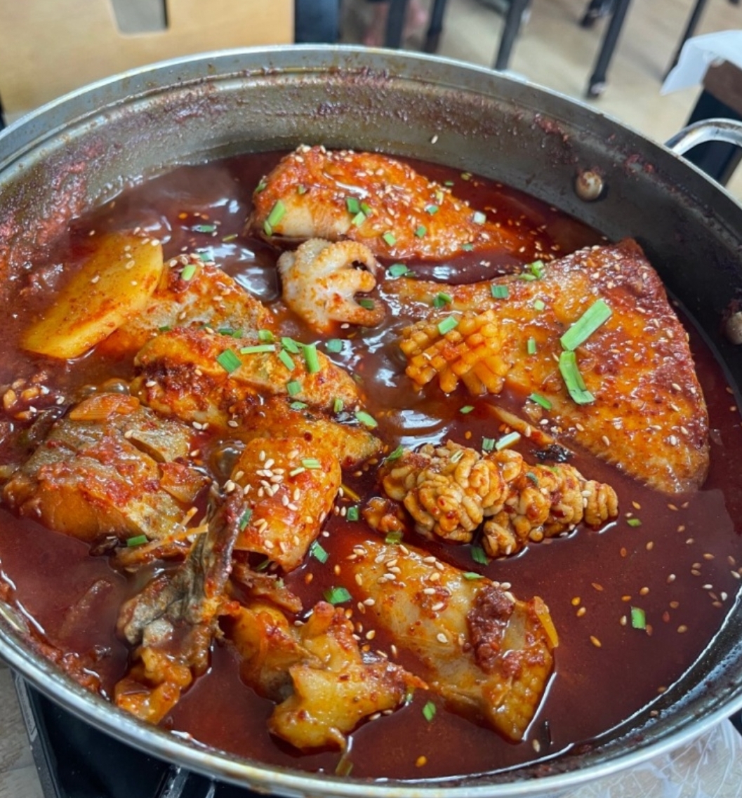 이모네식당 내부 또는 관련 모습
