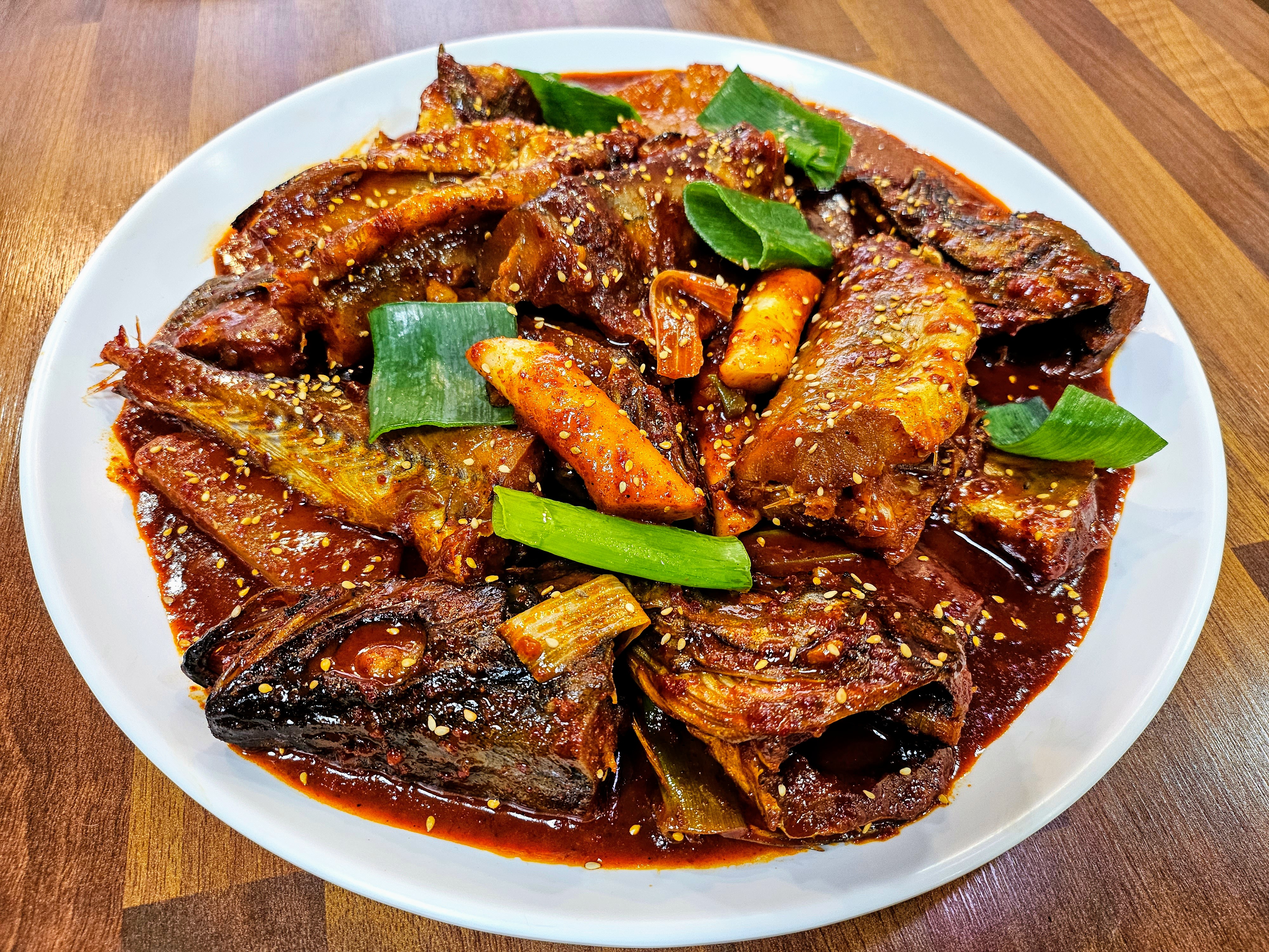 아구아구 대구왕뽈찜