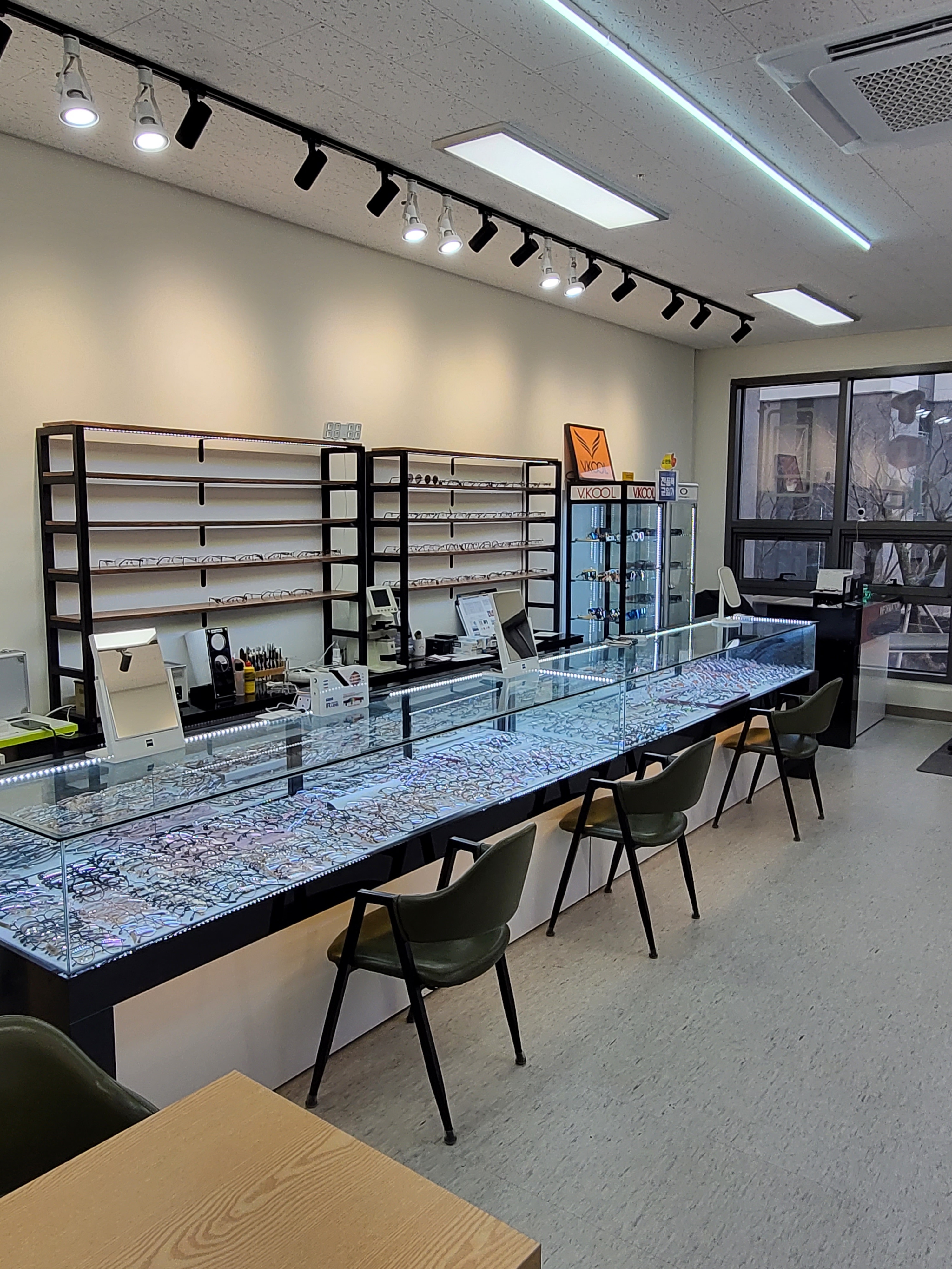 수안경 대표 이미지