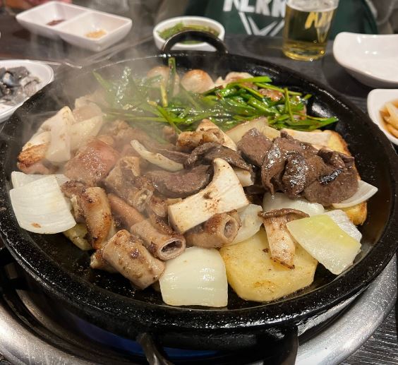 강수돌곱창