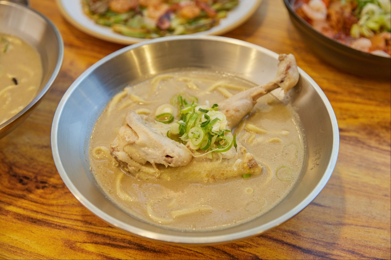 언양닭칼국수