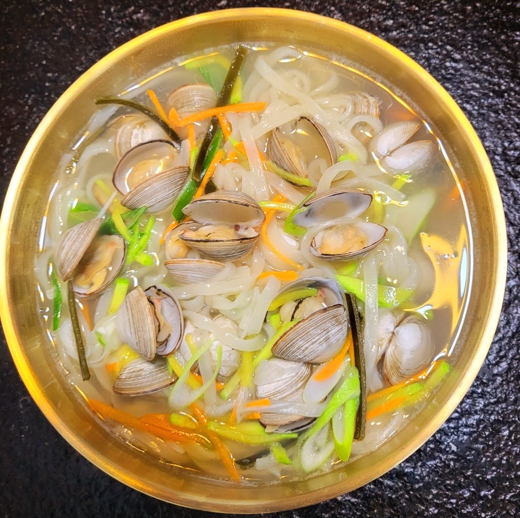 황금칼국수.보쌈