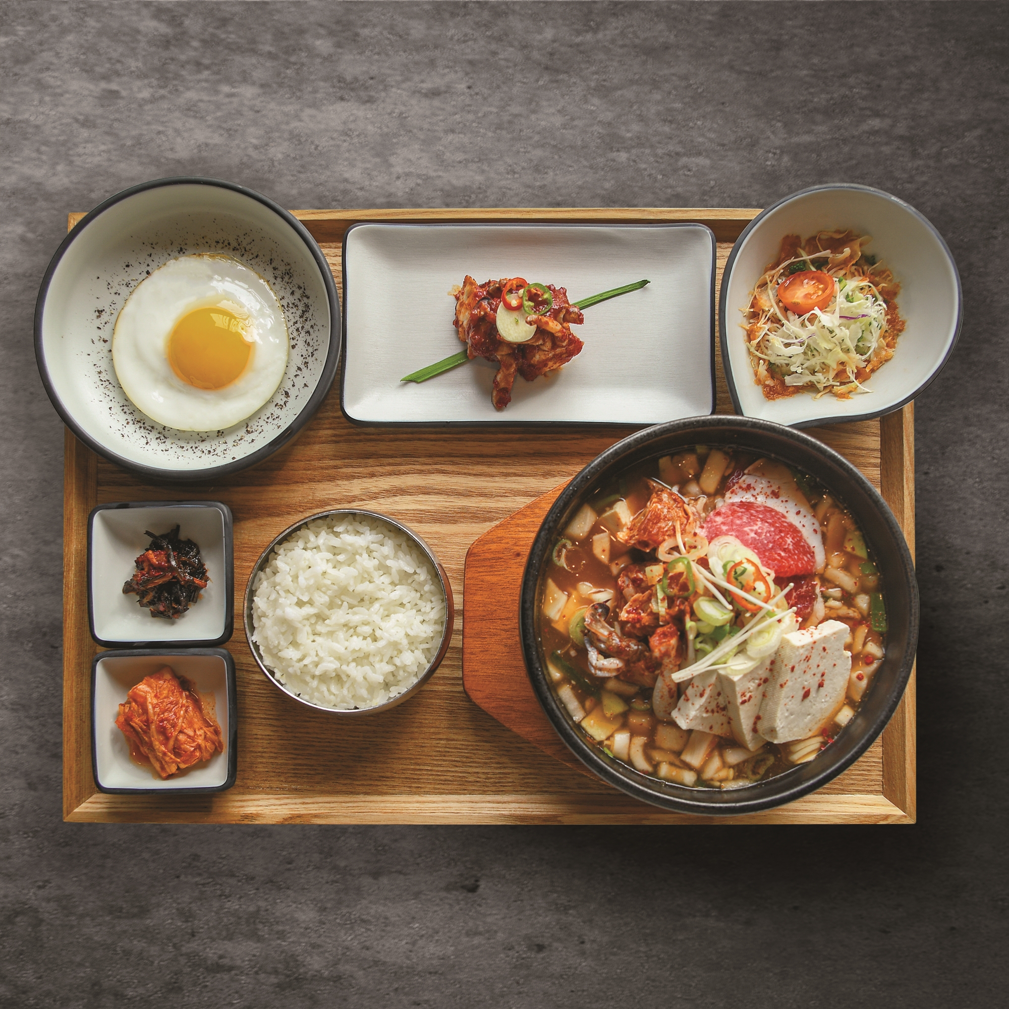 점심)한우꽃게된장찌개밥상