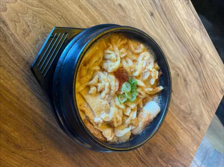 오돌이와 불닭발&육회 만드는 사람들