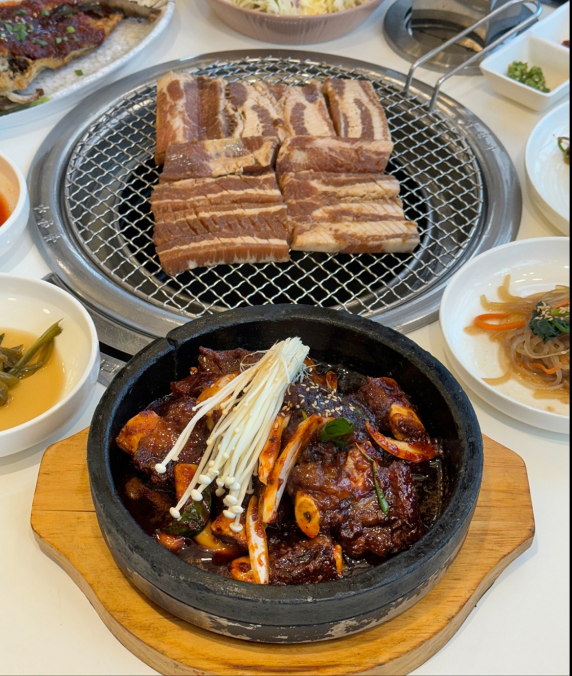 행복한갈비 지저본점