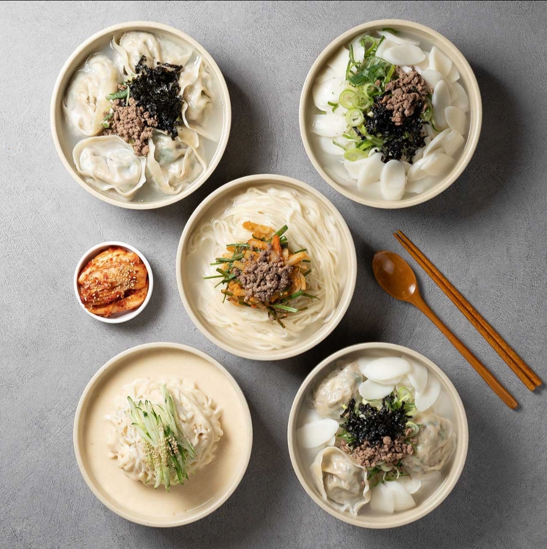 명동칼국수닭한마리