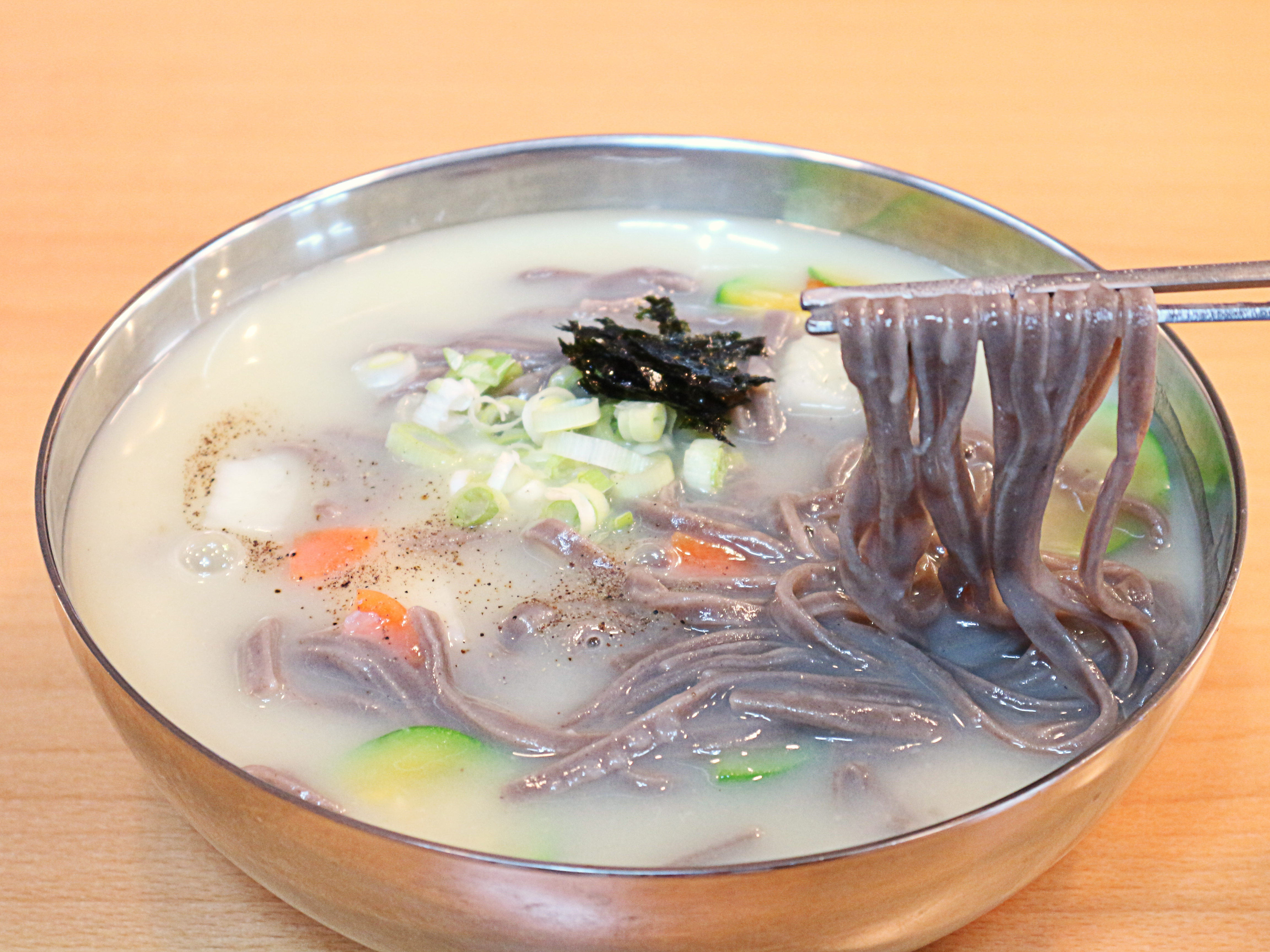 강릉옹심이메밀칼국수