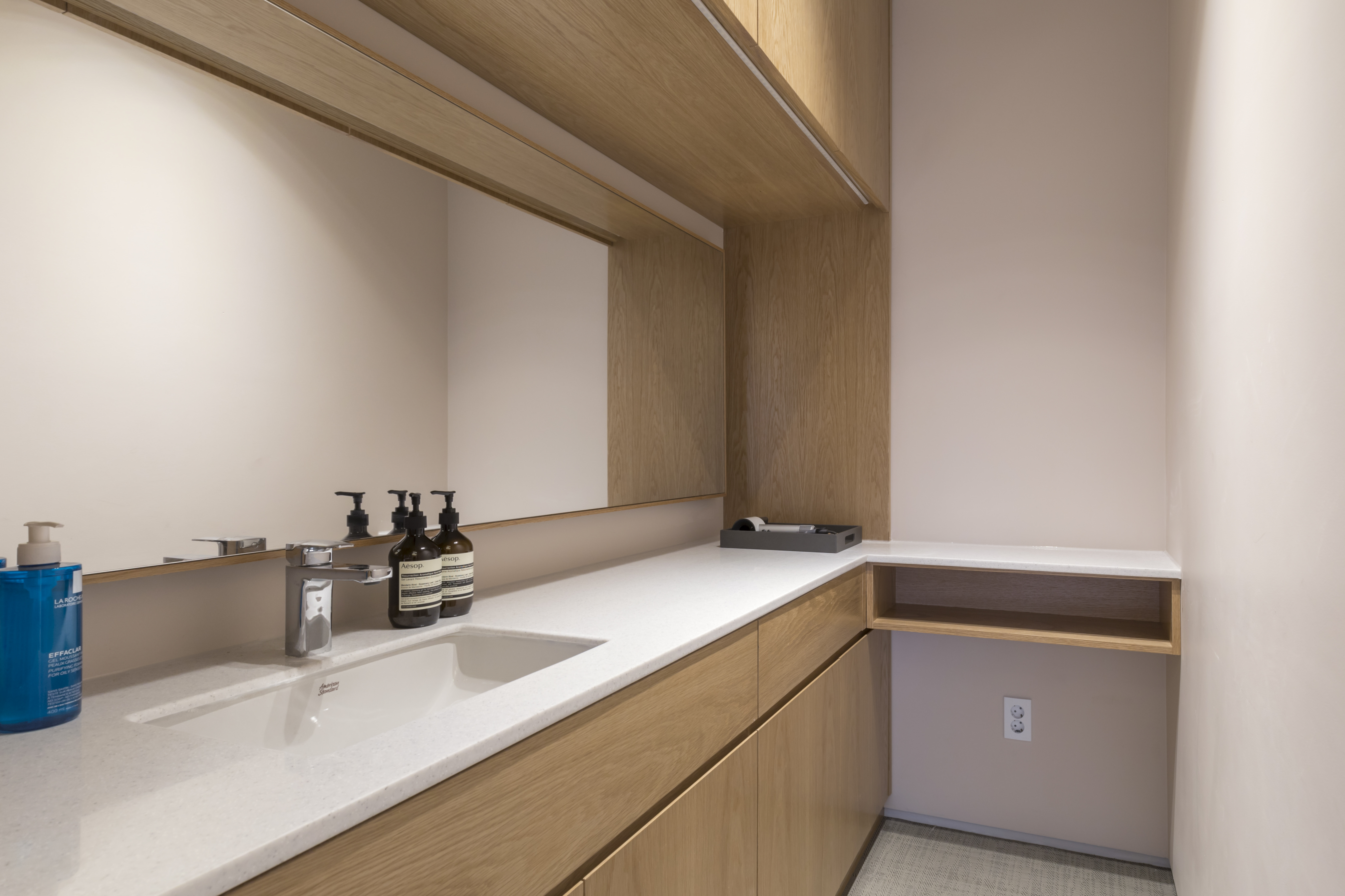 오아시스피부과의원 대표 이미지