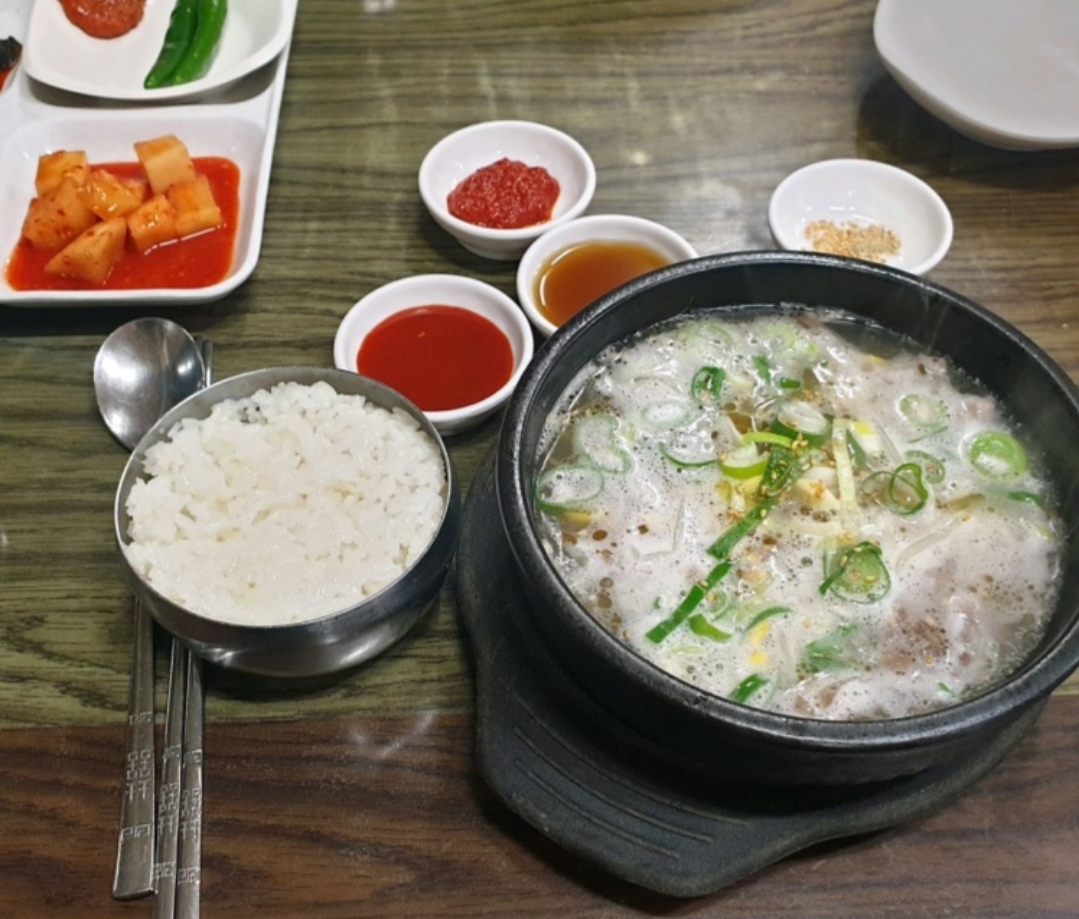 금호국밥감자탕