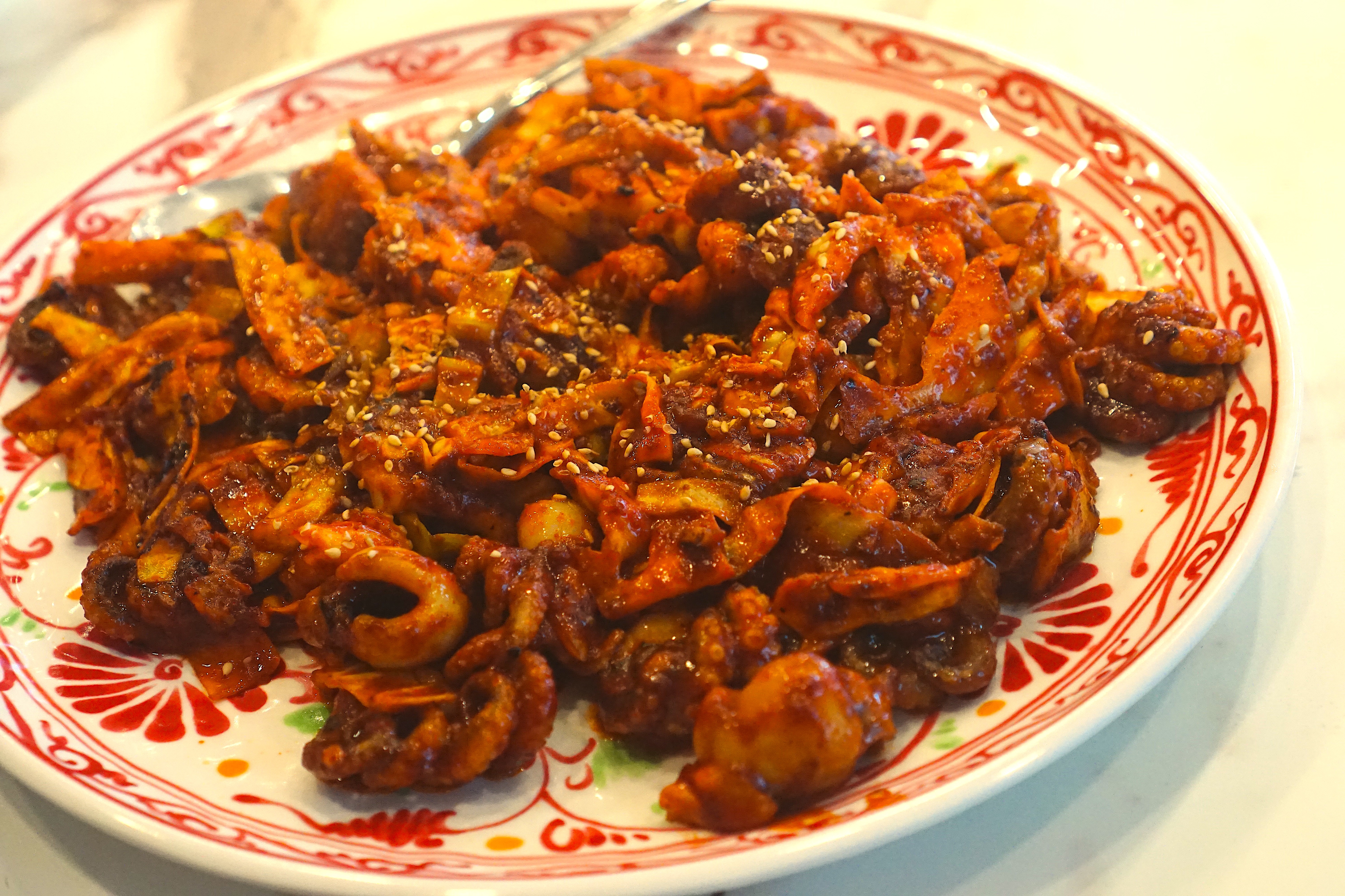 명동더식당 통일로점