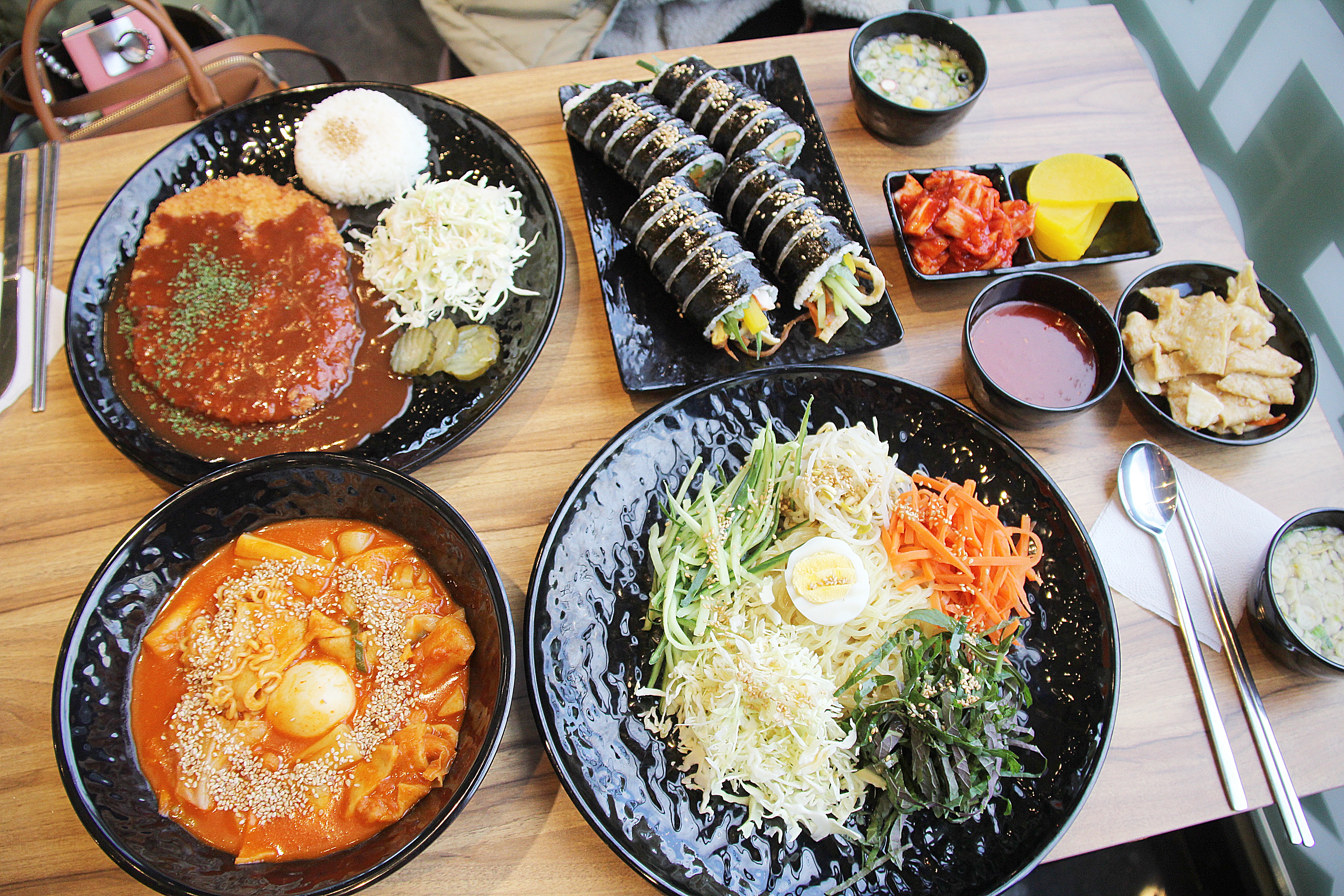 김밥천국 로얄팰리스테크노1차점