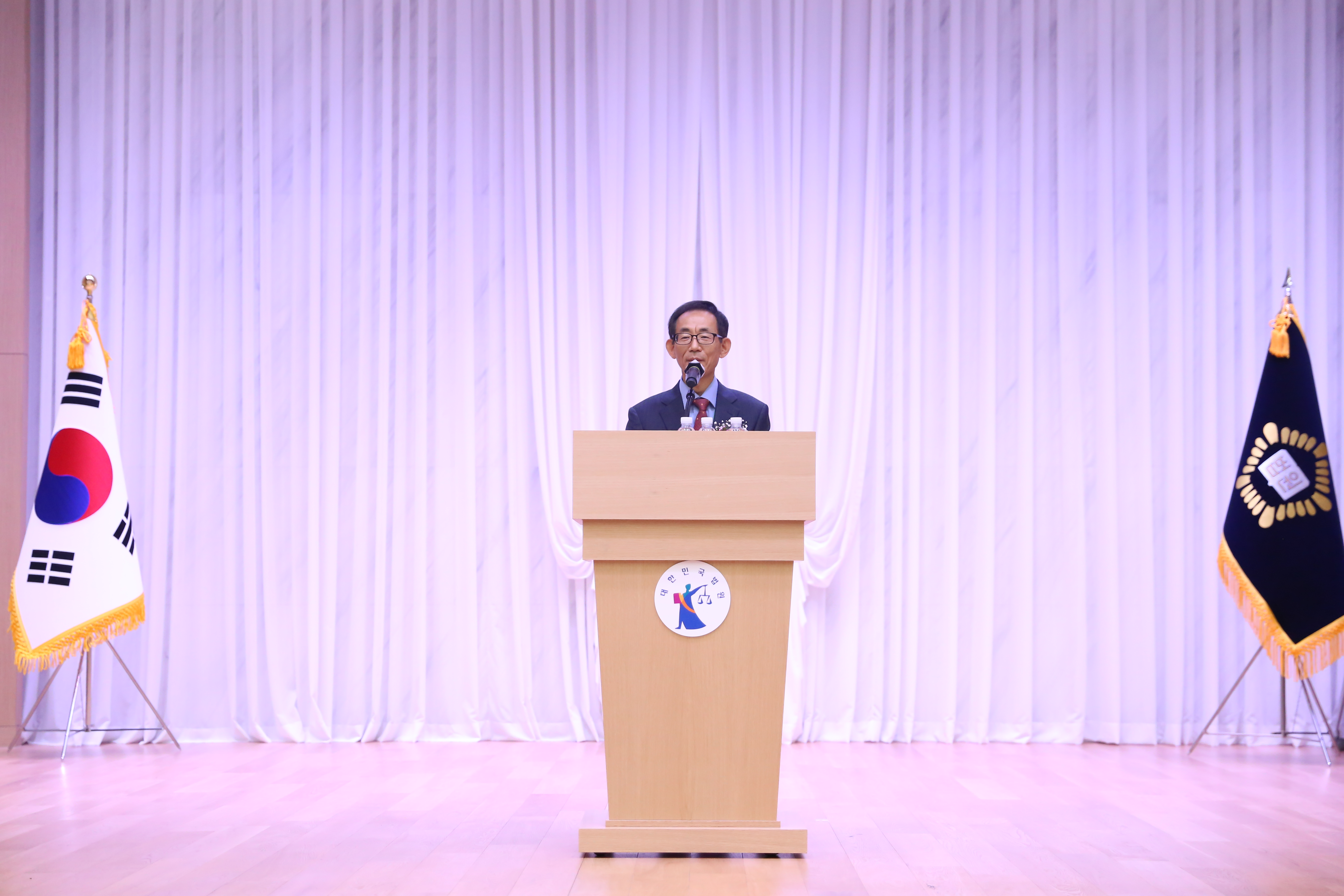 정성희법무사 내부