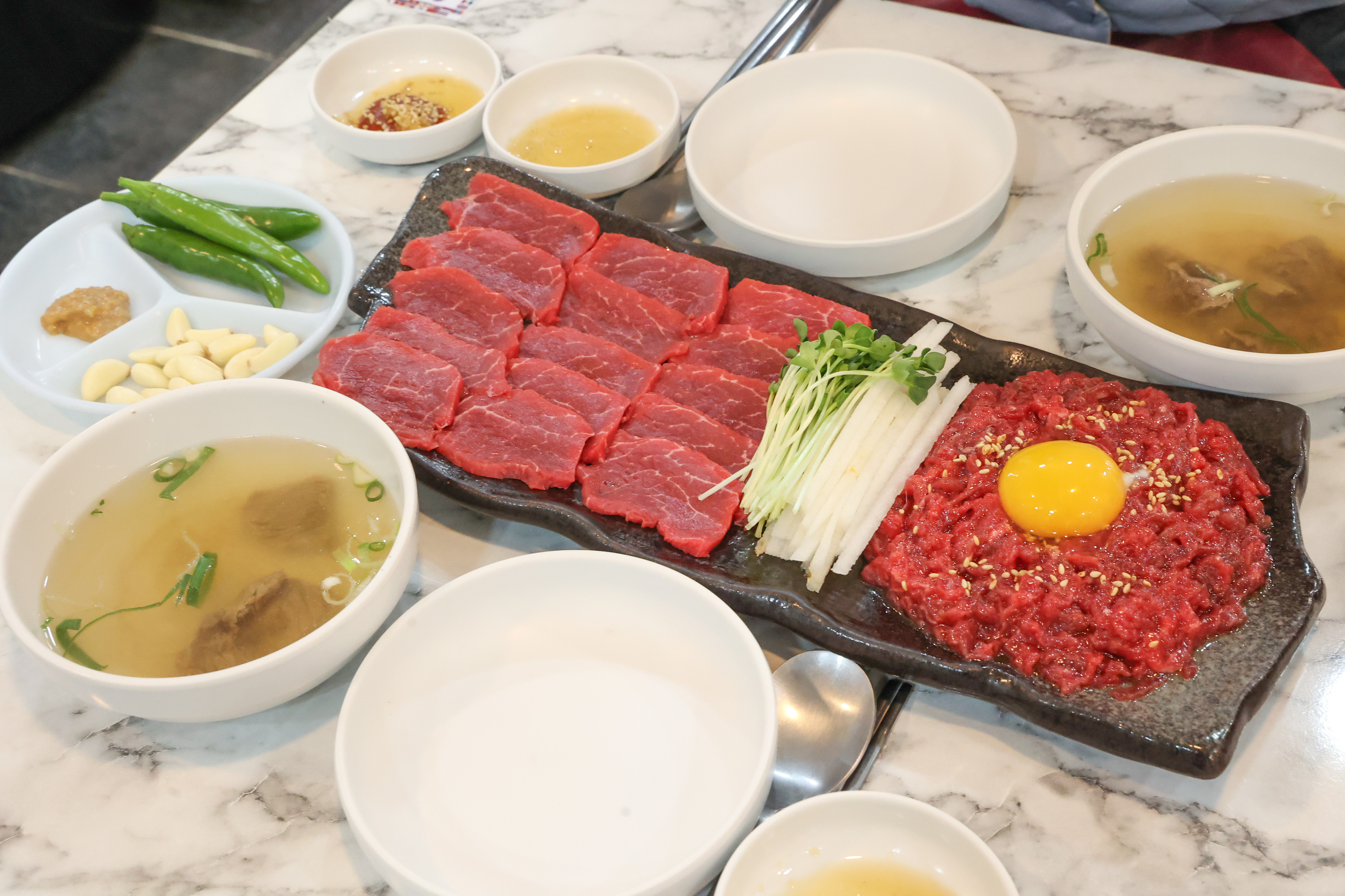 신창신육회빈대떡