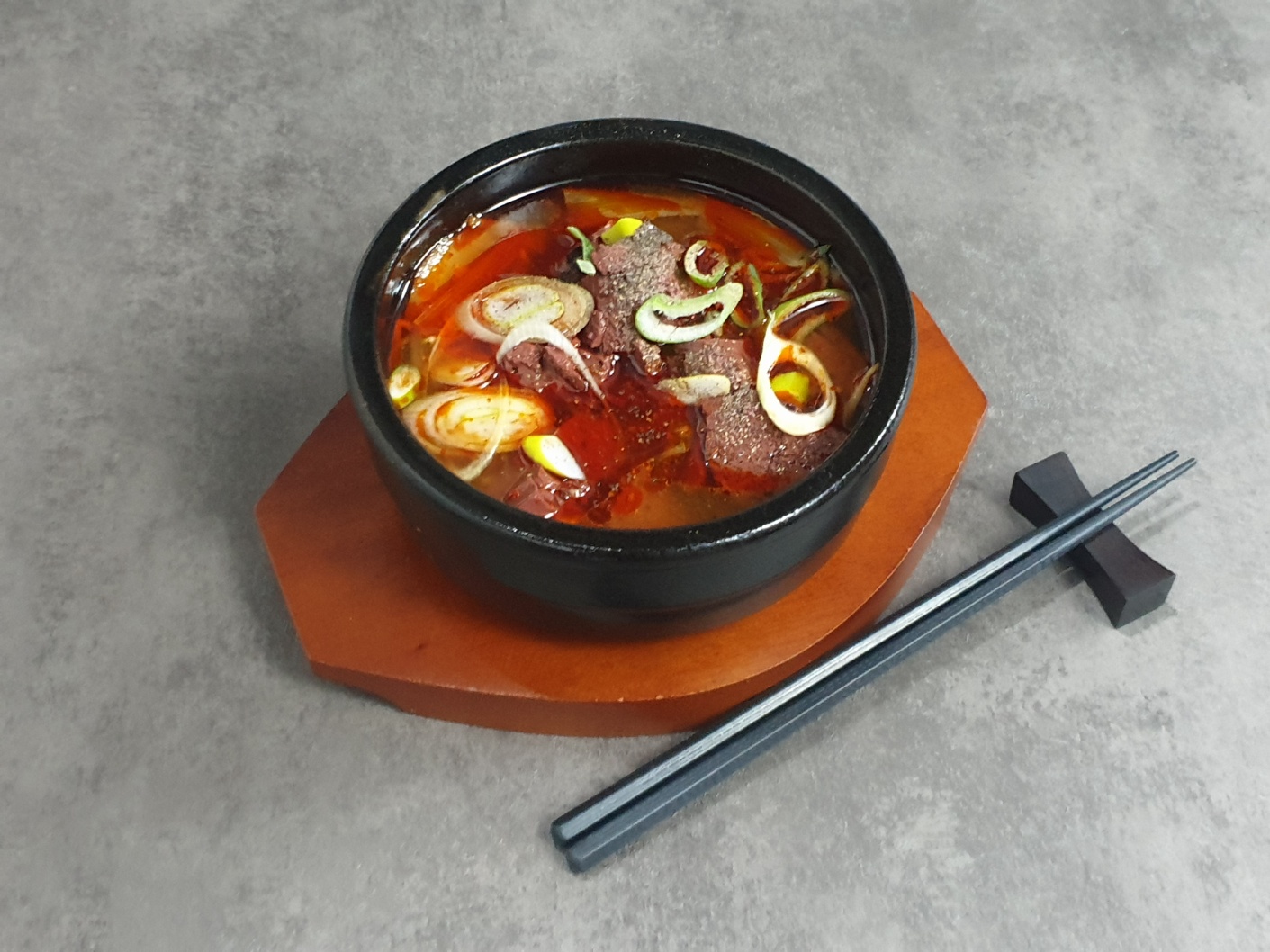 홍단육회,뭉티기