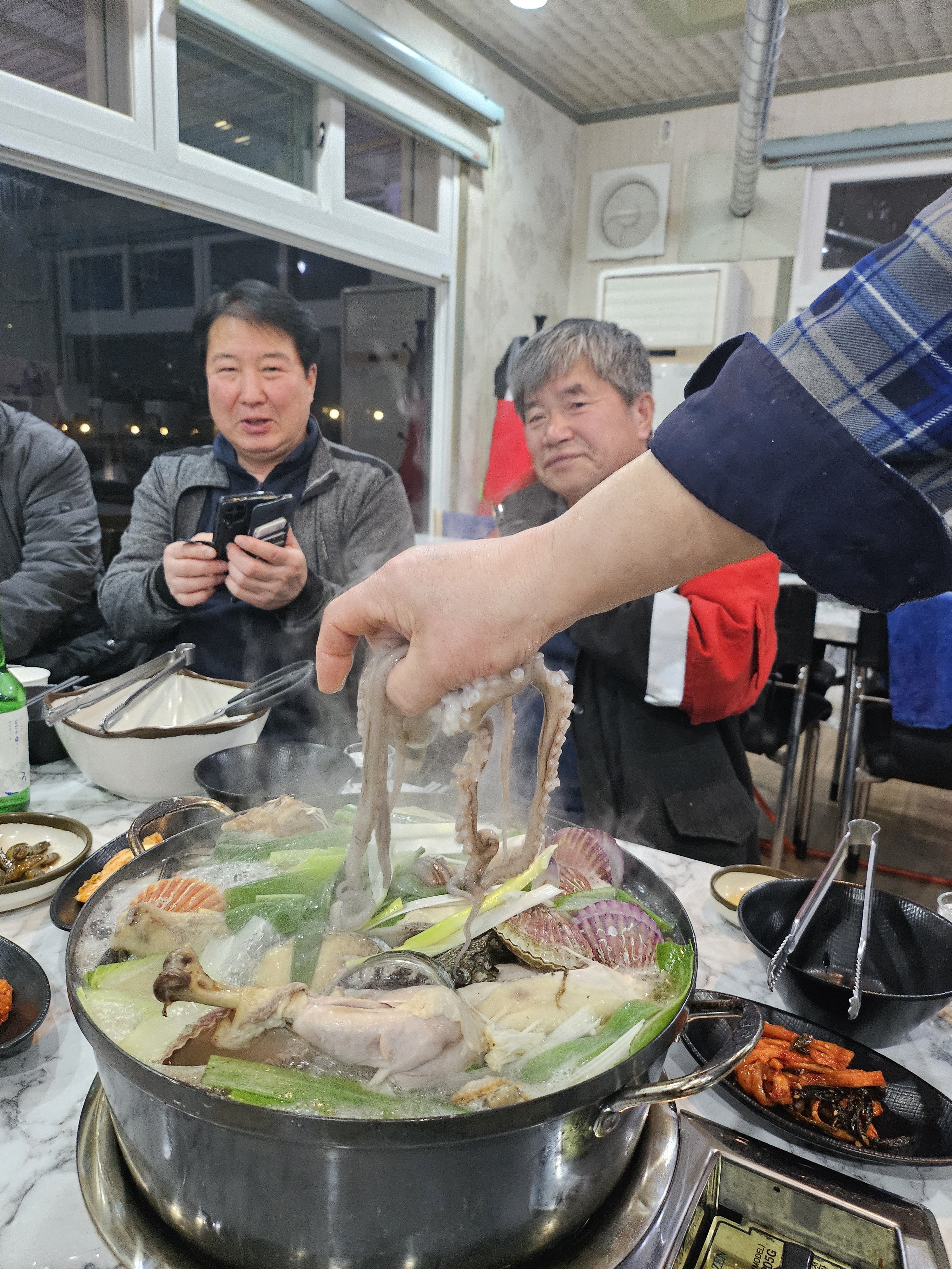강촌찐해물칼국수