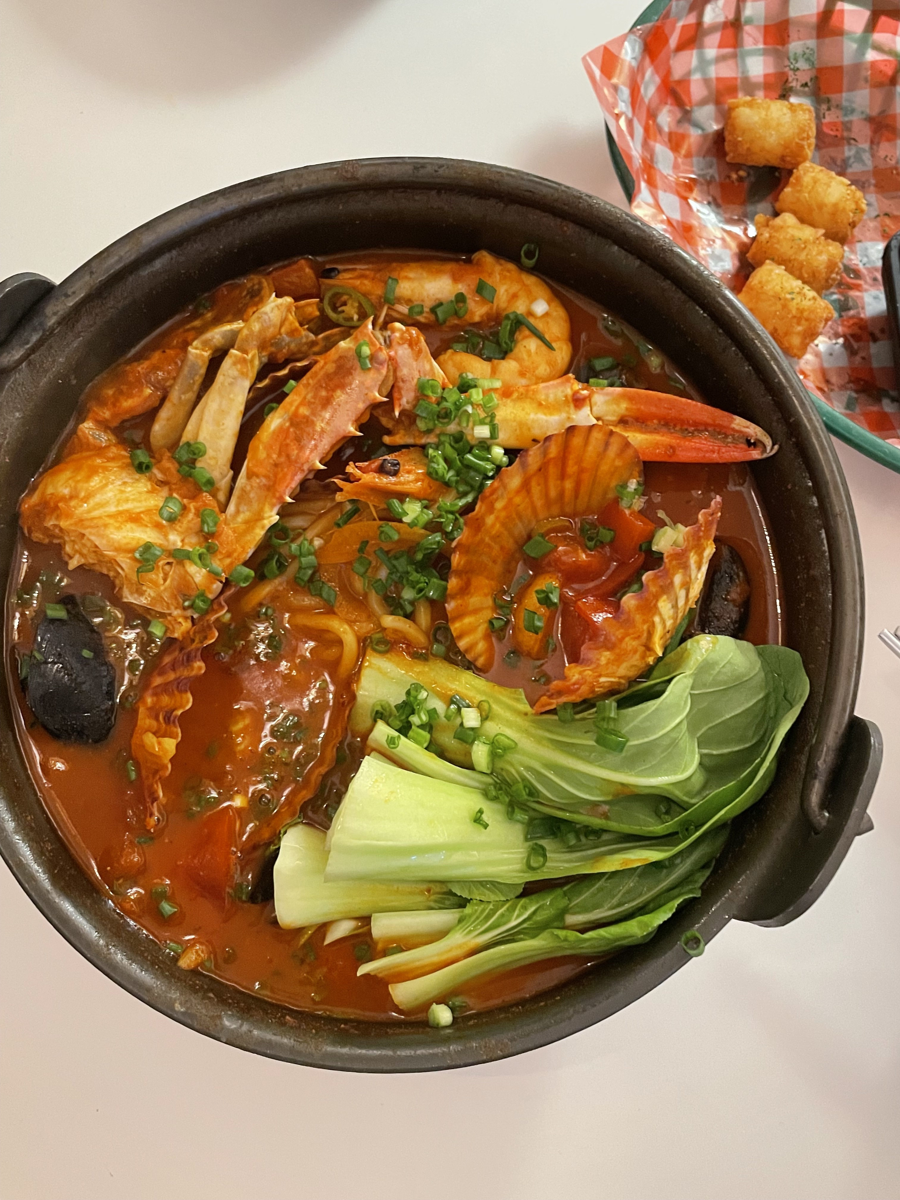 브라운 해물스튜