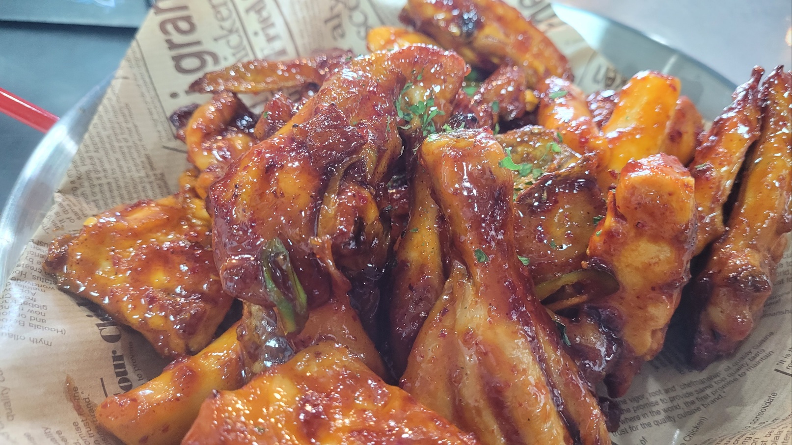오븐숯불민족 두마리치킨 이천덕평점
