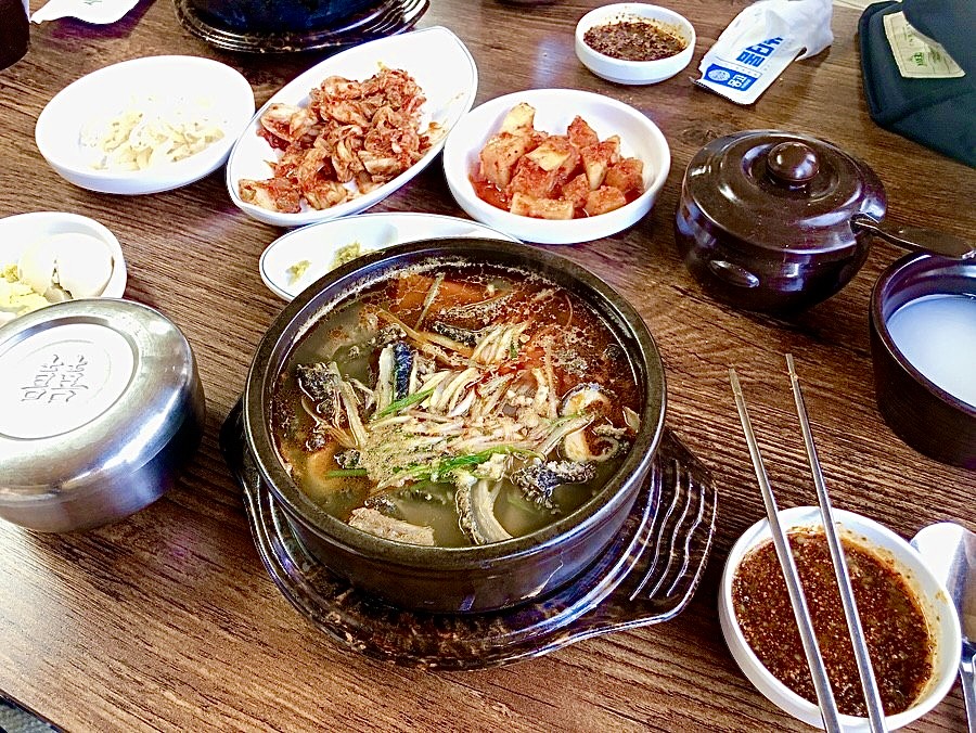 NaVET | 해장국맛집 추천경기 포천시 해장국전문점 추천 뼈해장국 감자탕 잘하는집 소개합니다. 시골집양평해장국 포천힐마루CC 본점