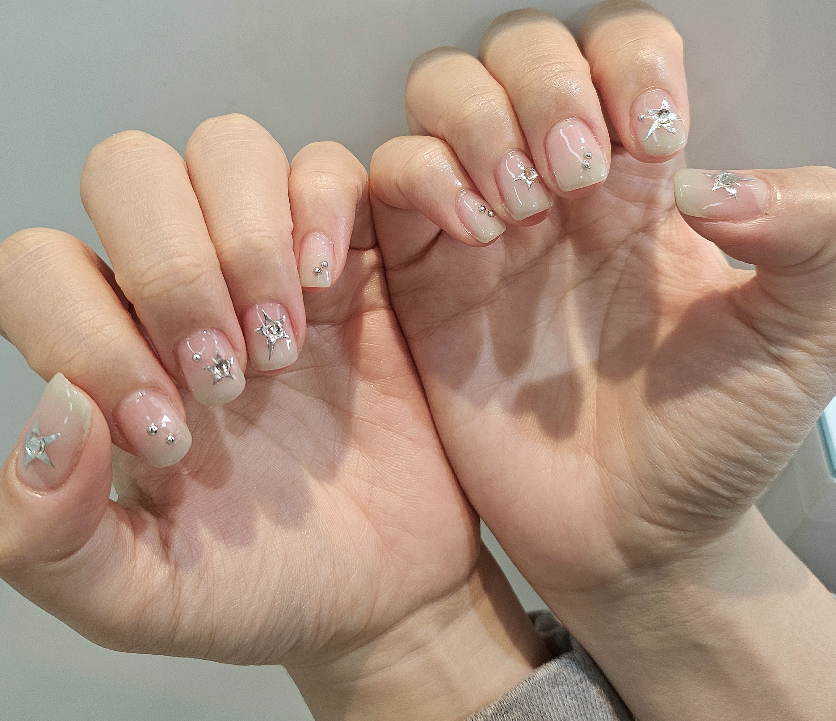 네일더빛나