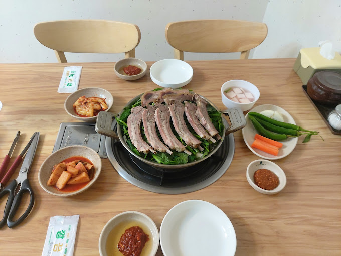 시골집흑염소삼계탕