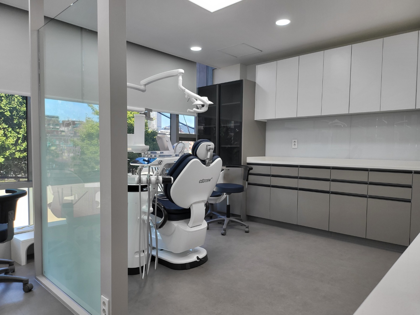 이사랑치과의원 대표 이미지