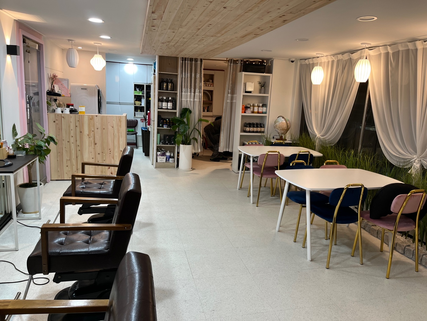 이삼칠 염색&두피관리 대표 이미지