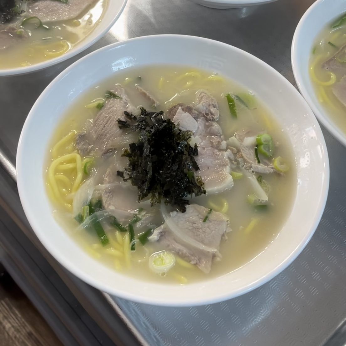 육지고기국수