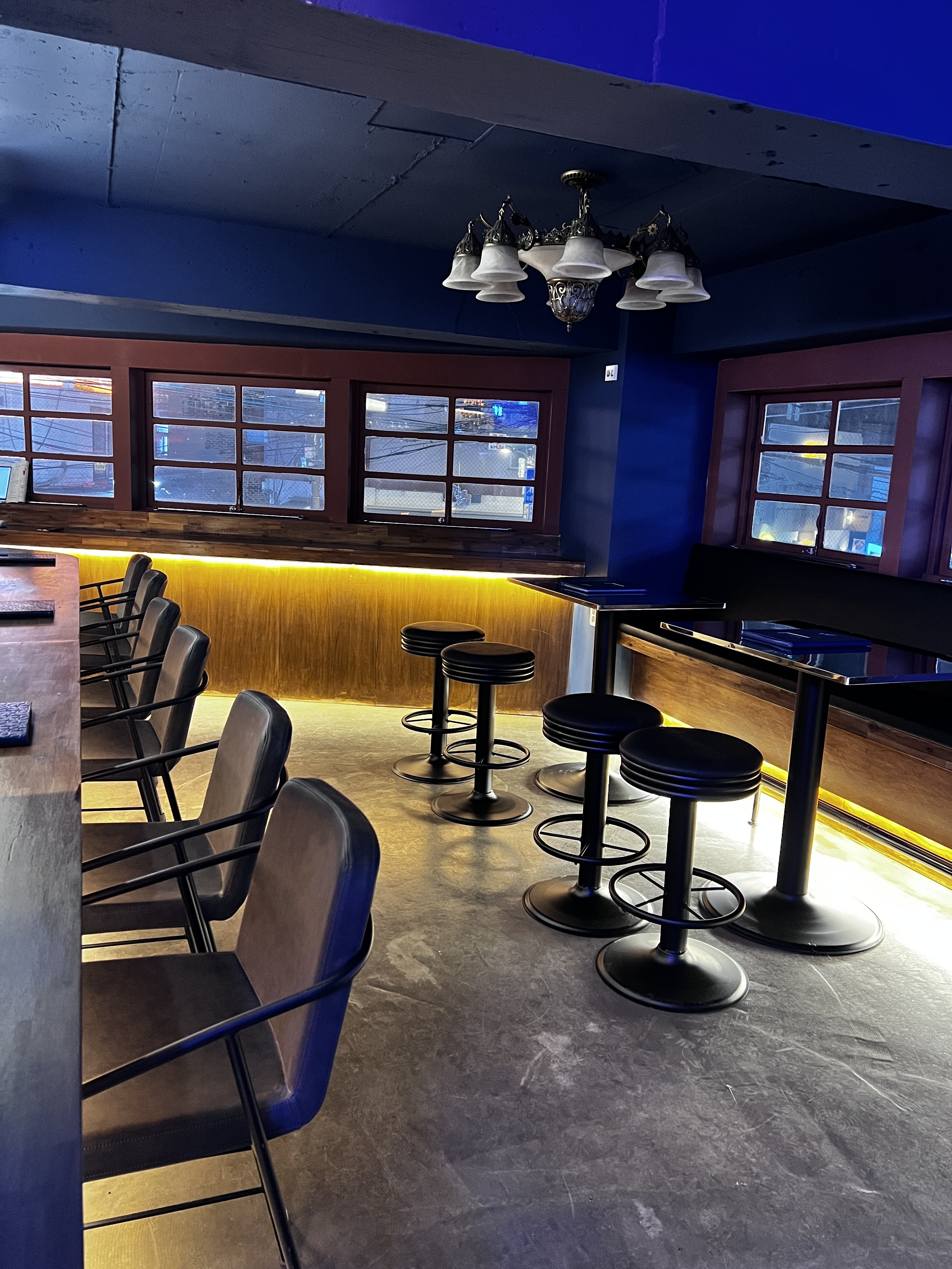 Cocktail House