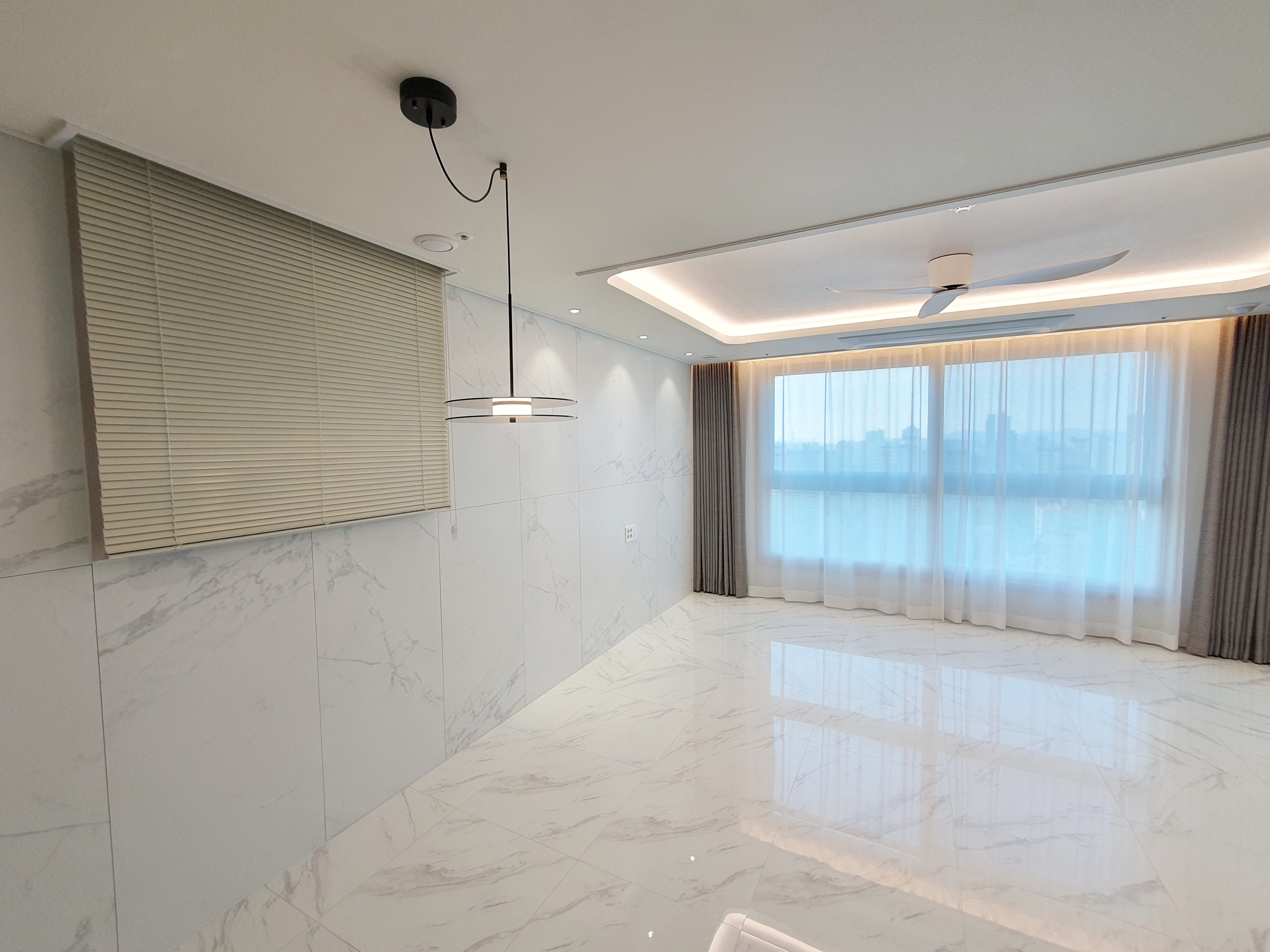 성화커텐 대표 이미지