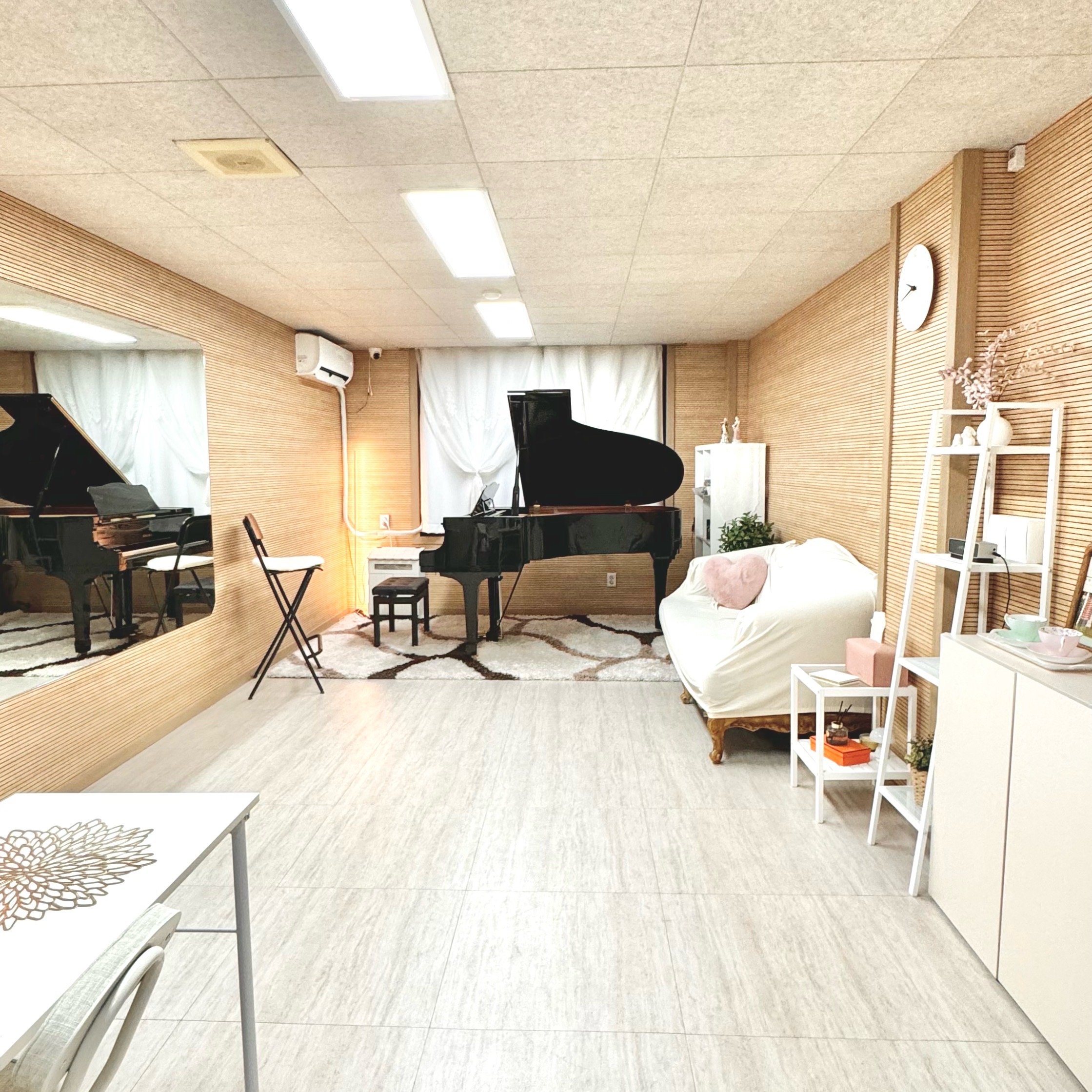 3번째 스튜디오 사진