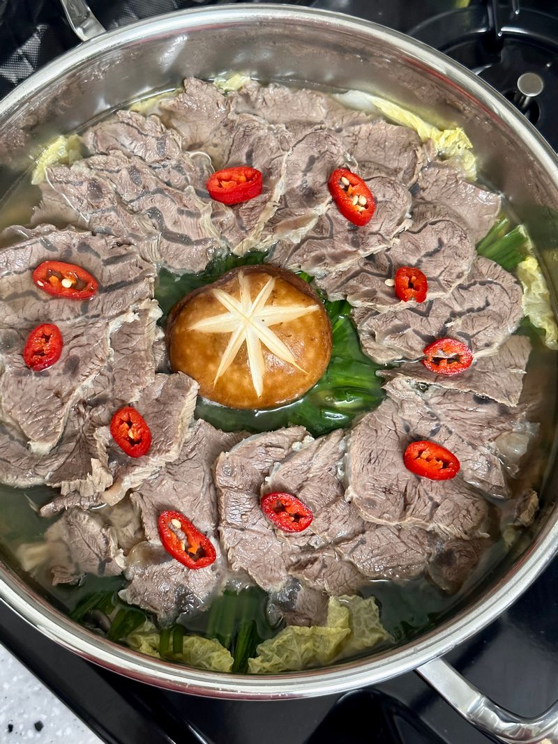 아롱사태수육전골