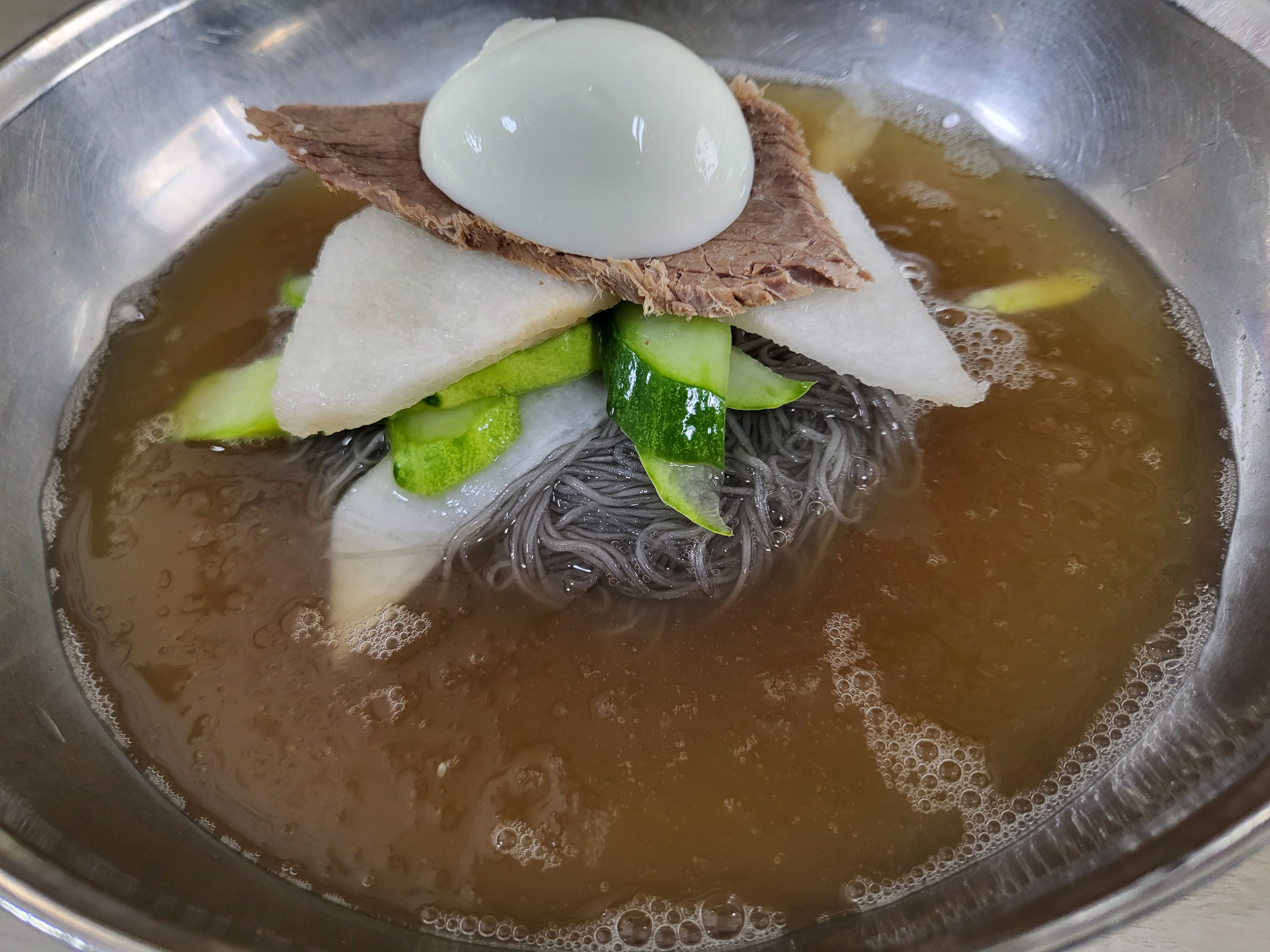 물냉면