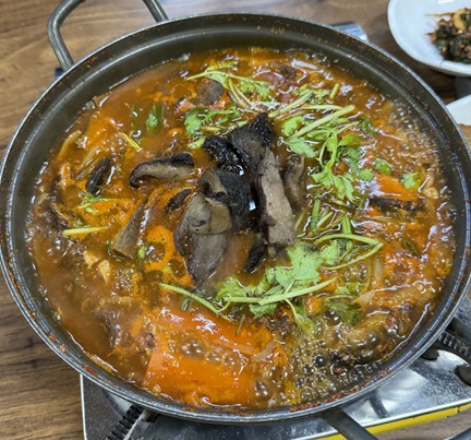 돼지세끼 대표 이미지