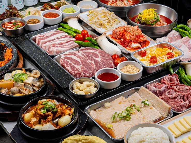 목돈72 본점 내부 또는 관련 모습