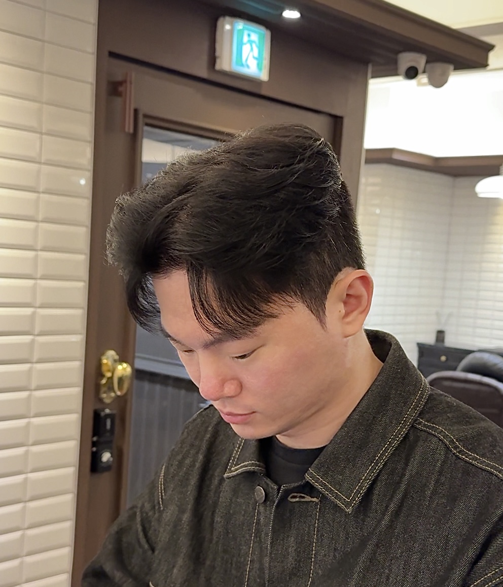 맨드살롱 신촌점