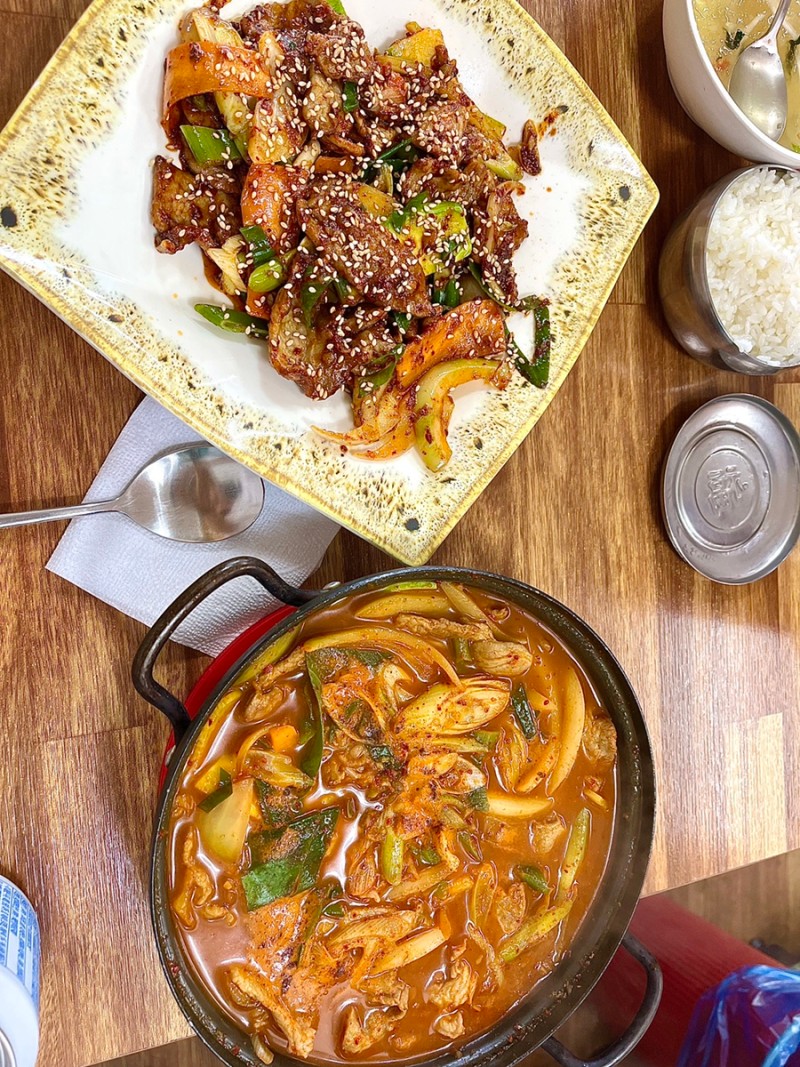 삼남매밥집