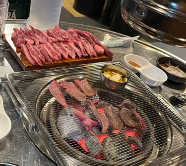 쌈마님 숯불갈비와 쌈밥