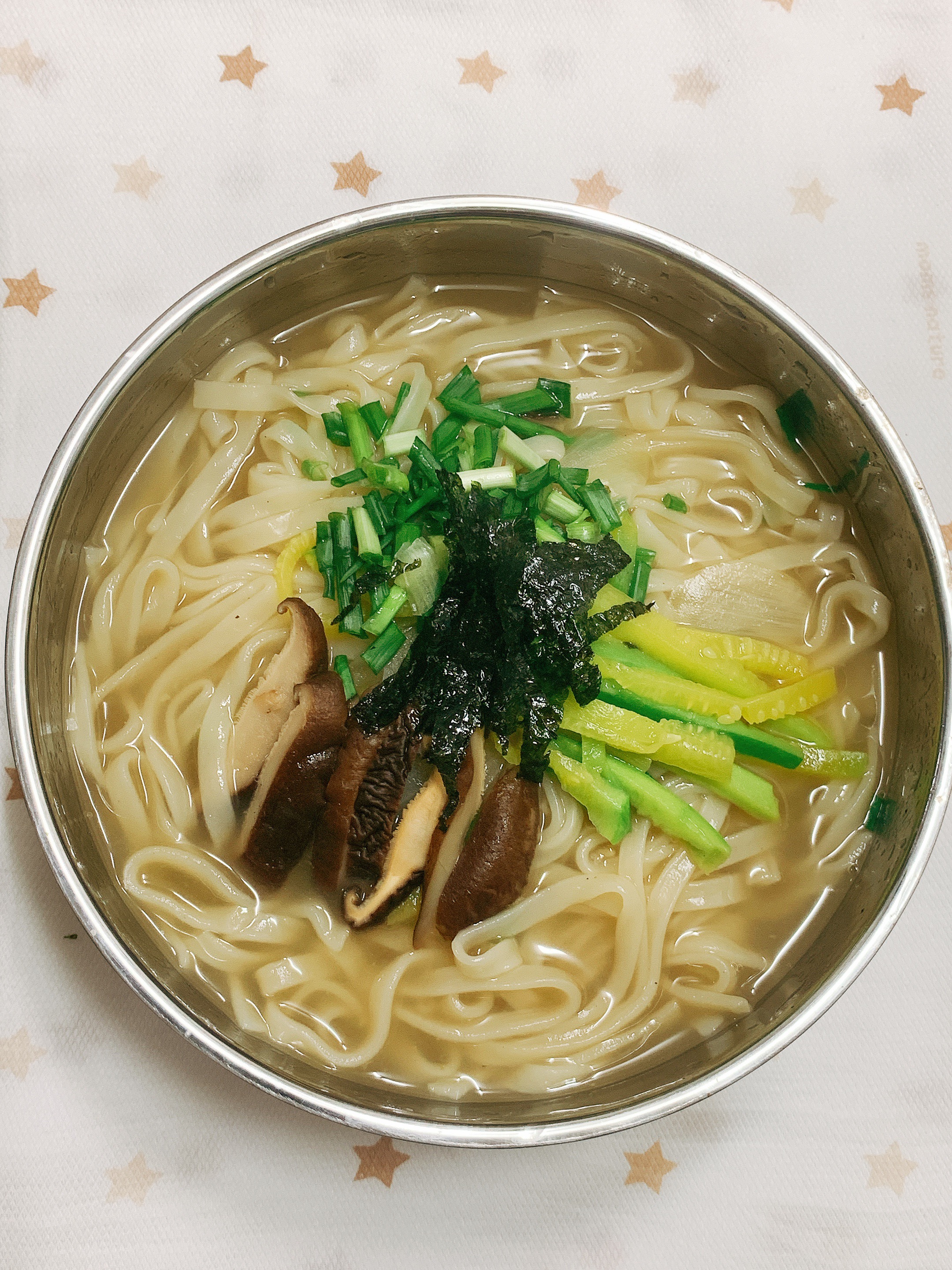 오남매칼국수