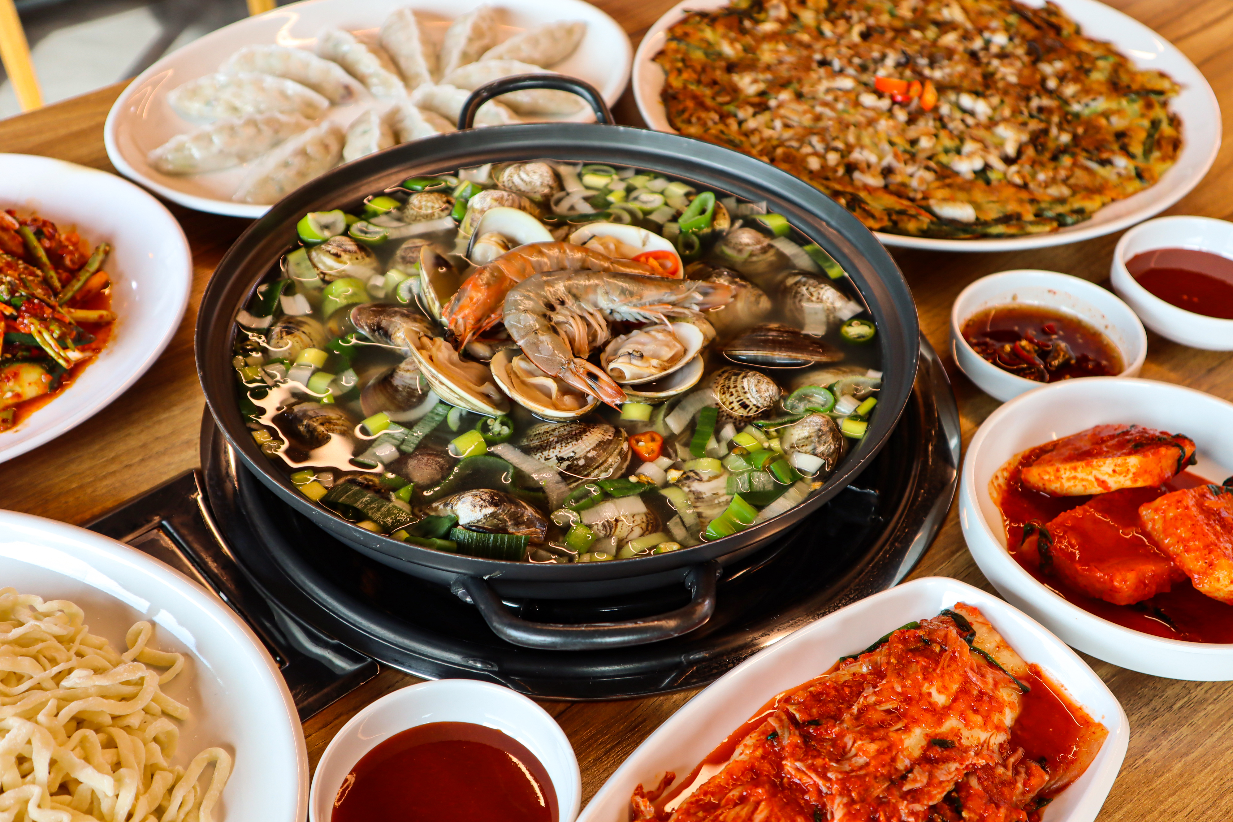 바르미백합칼국수 본점