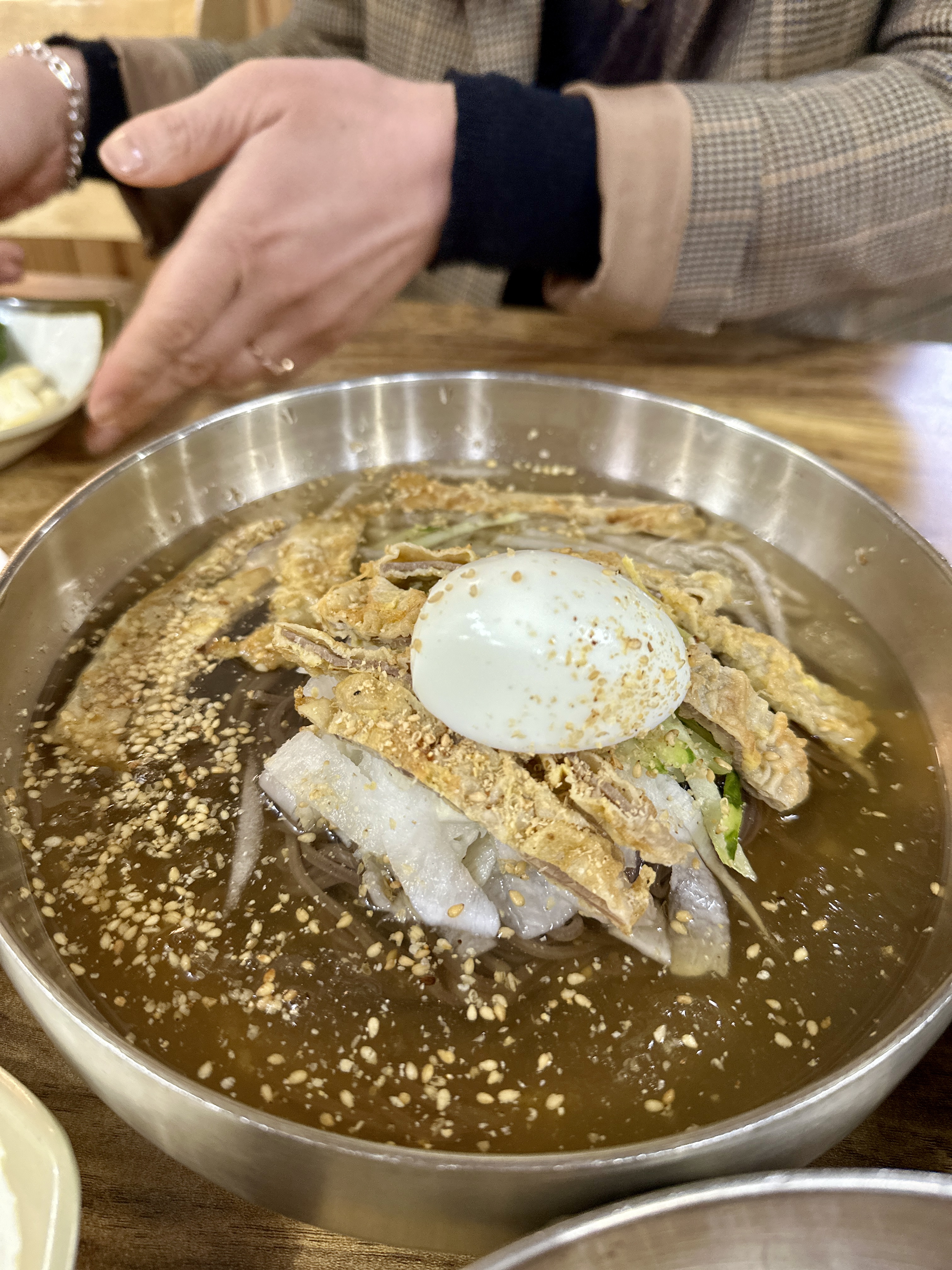 새치골진주냉면흑염소