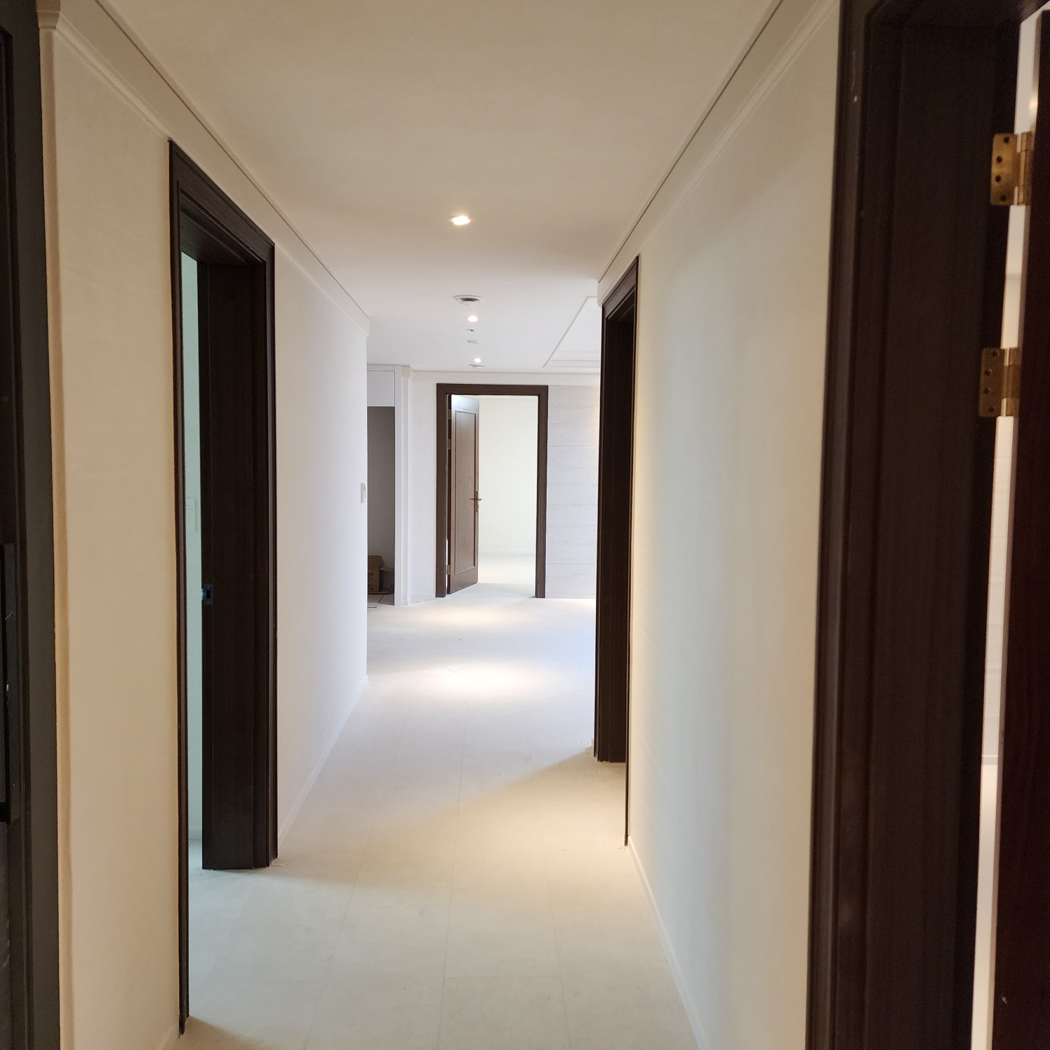 롯데벽지 대표 이미지