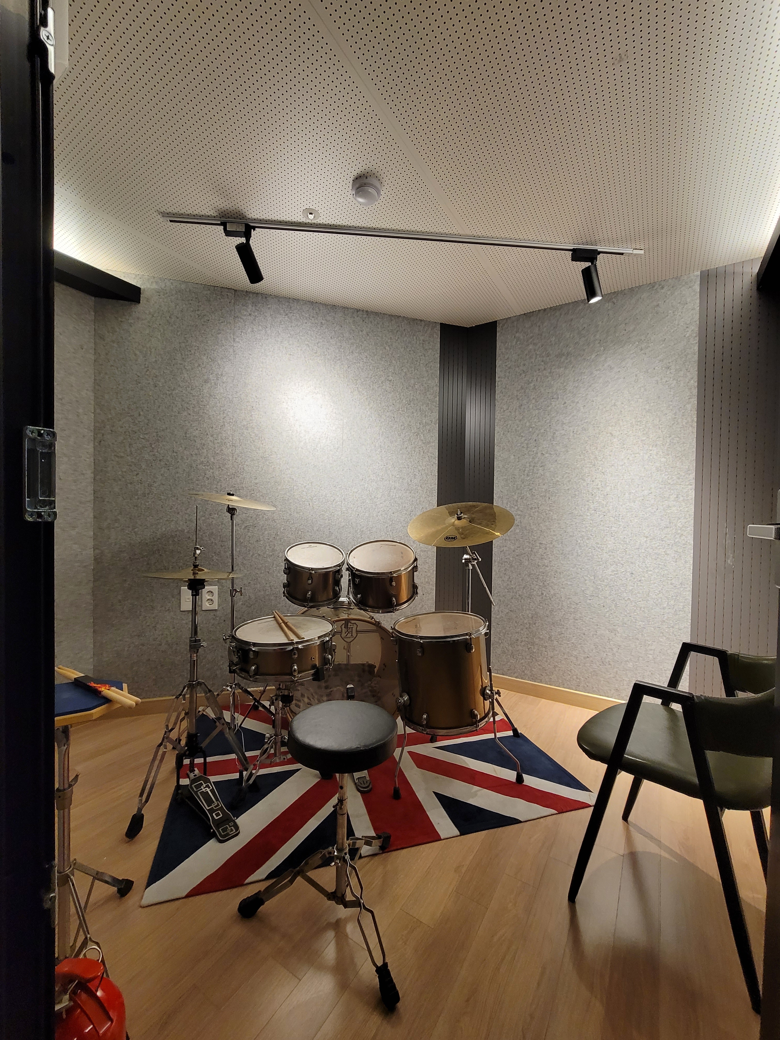 1번째 스튜디오 사진