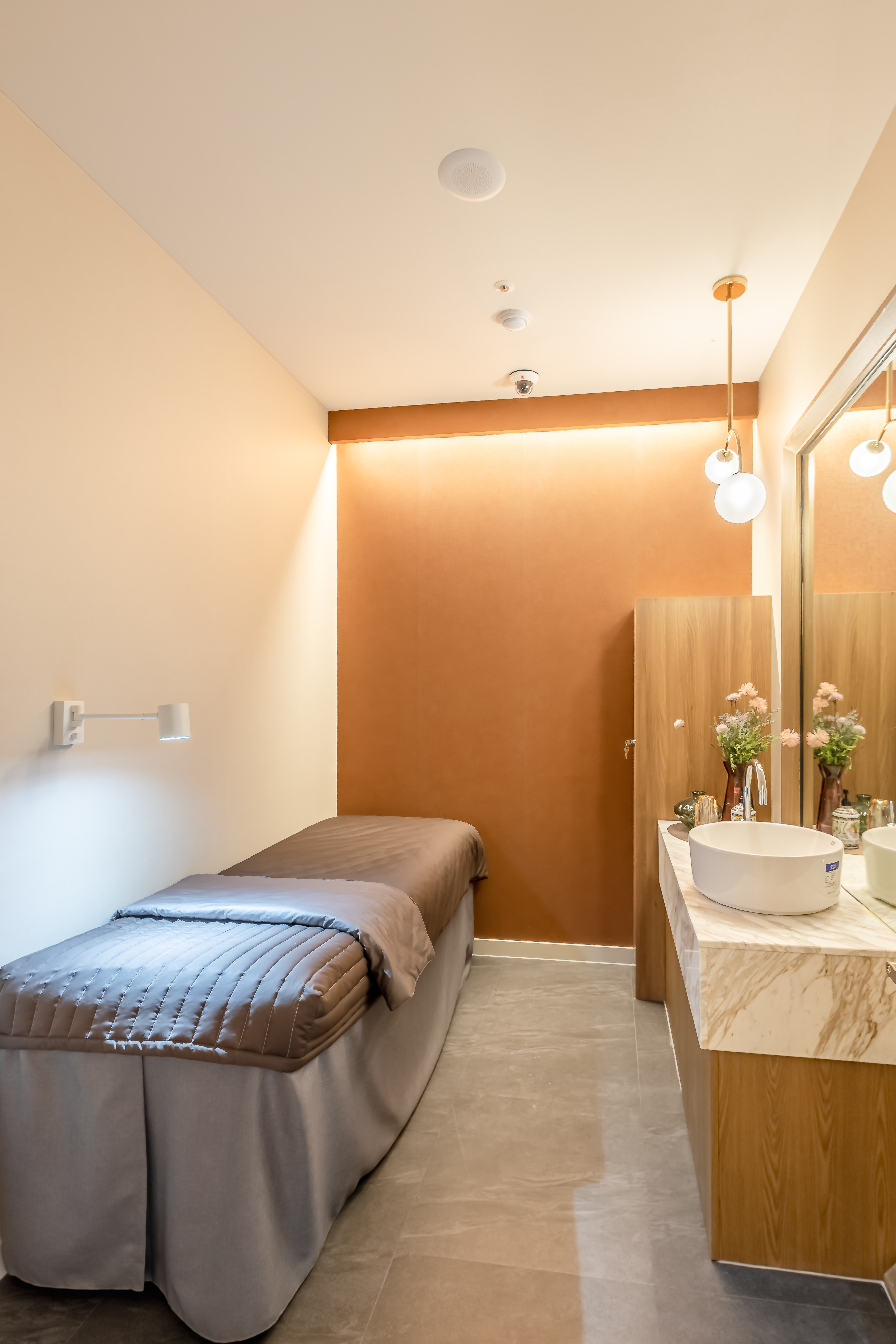 포에버성형외과 강남 대표 이미지