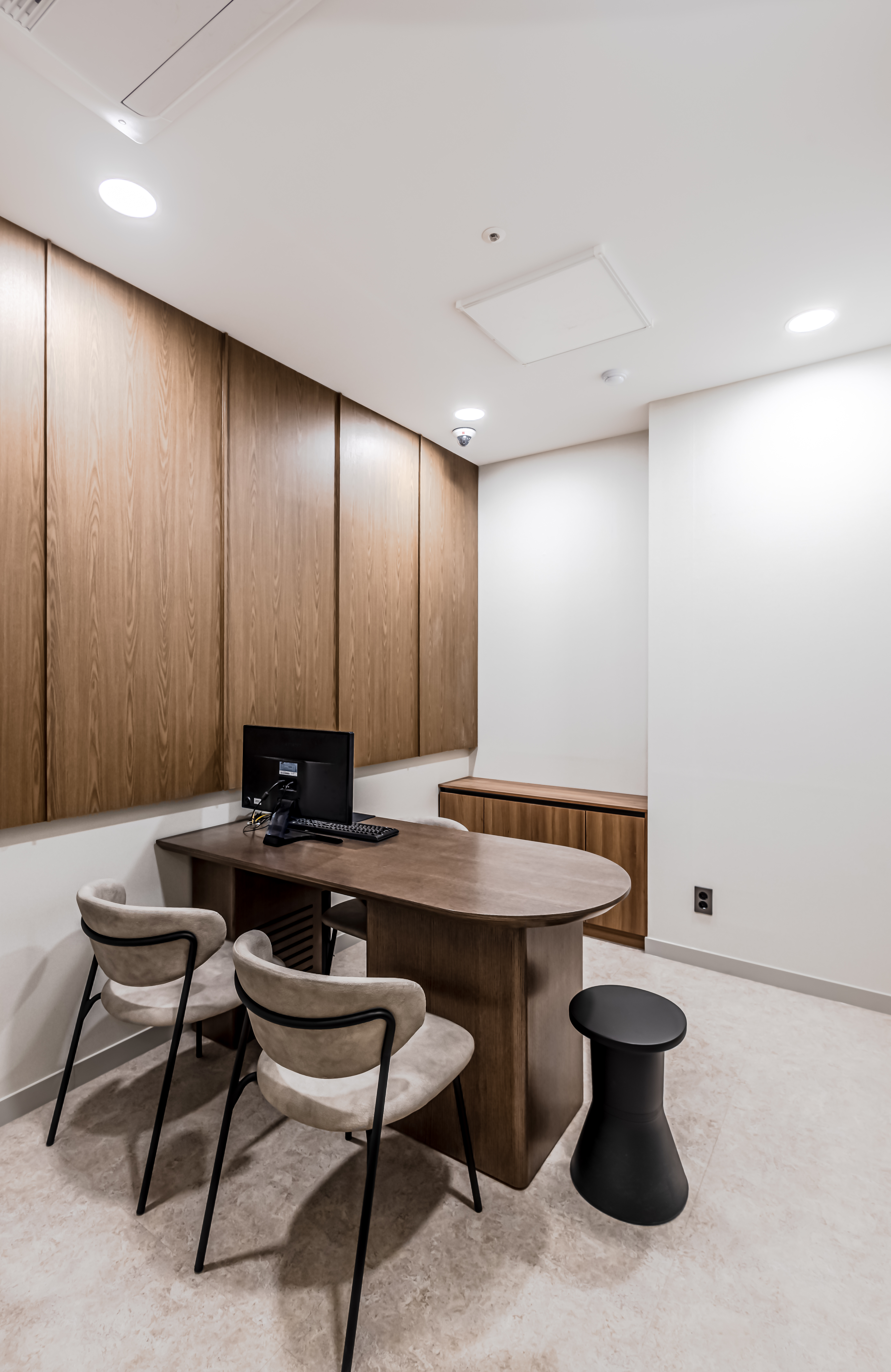 포에버성형외과 대표 이미지