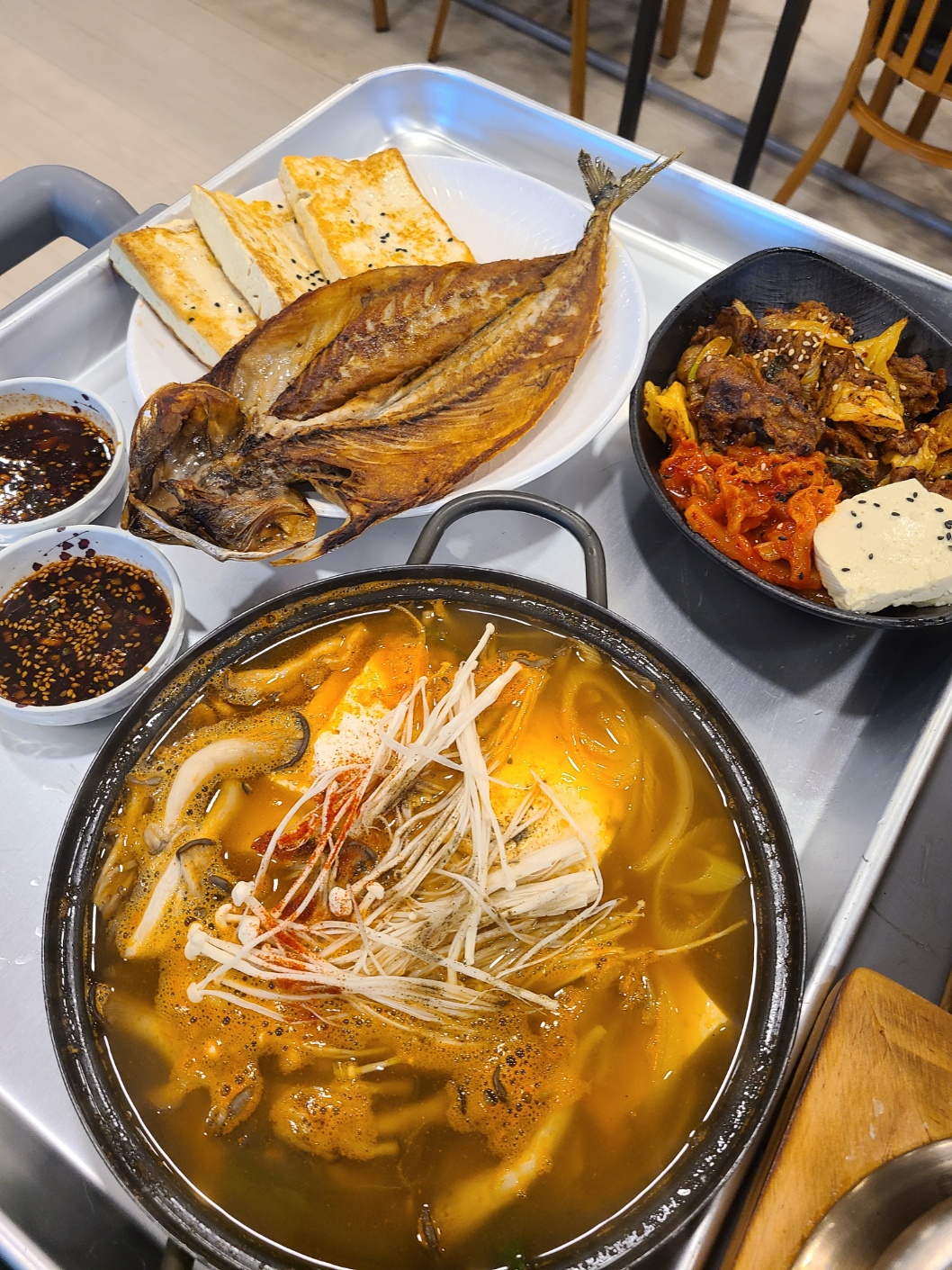 두담