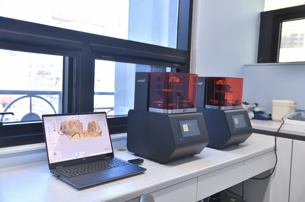 연지웰치과의원 대표 이미지